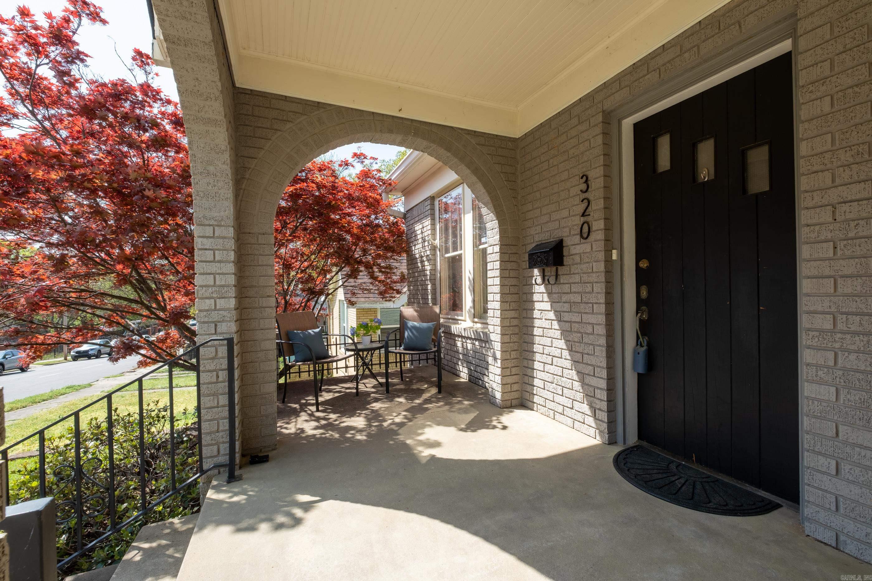 RIFFEL & RHOTEN RIDGELAND - Residential