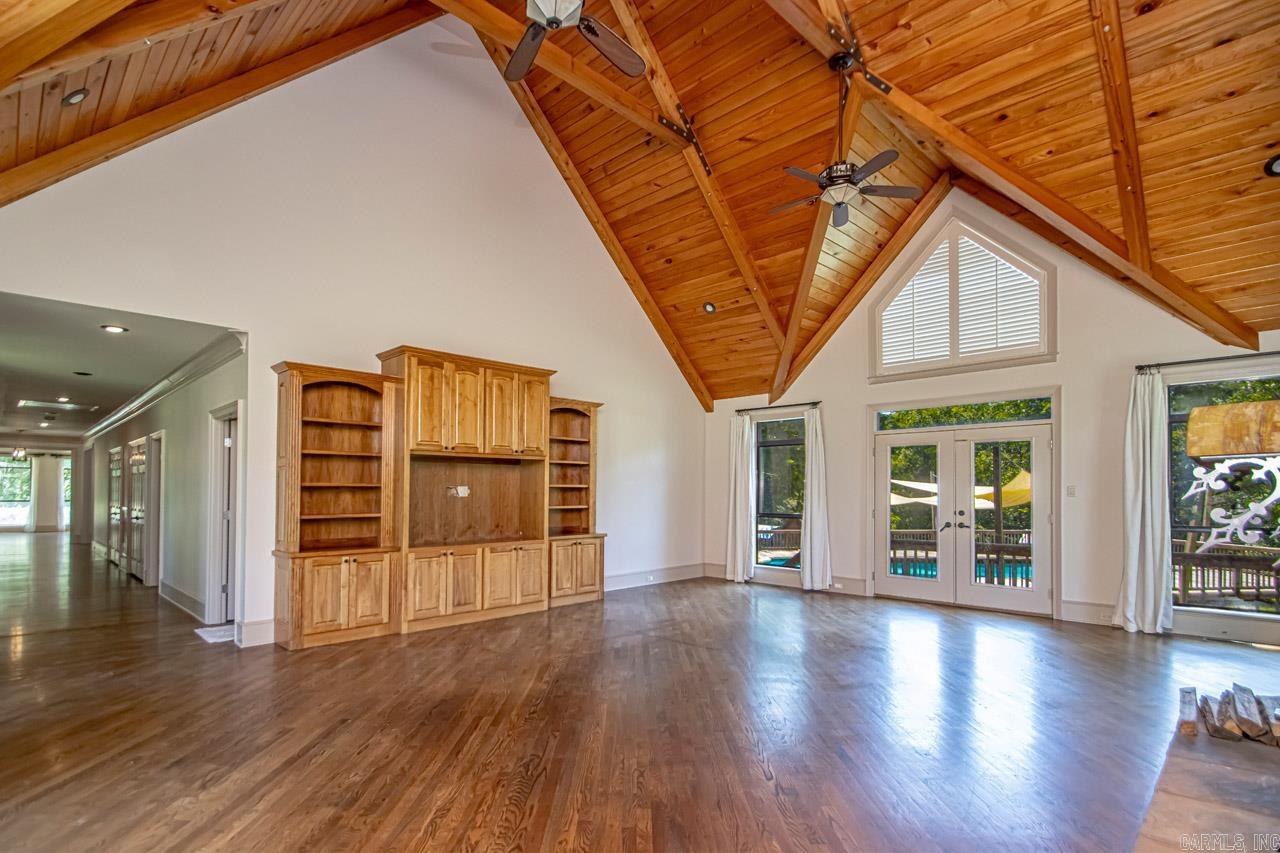 ALEXANDER - Residential