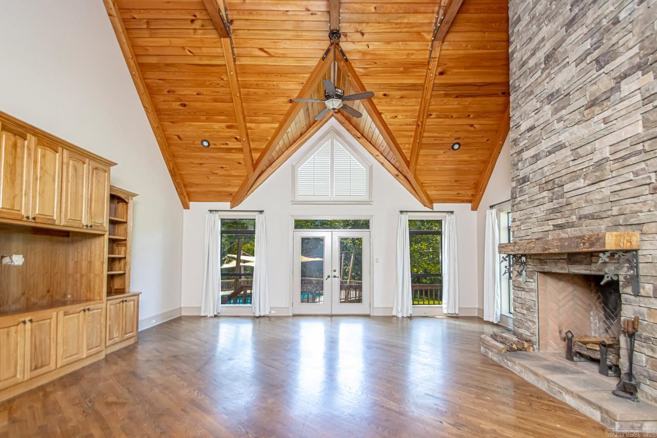 ALEXANDER - Residential