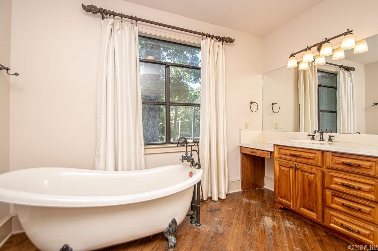 ALEXANDER - Residential