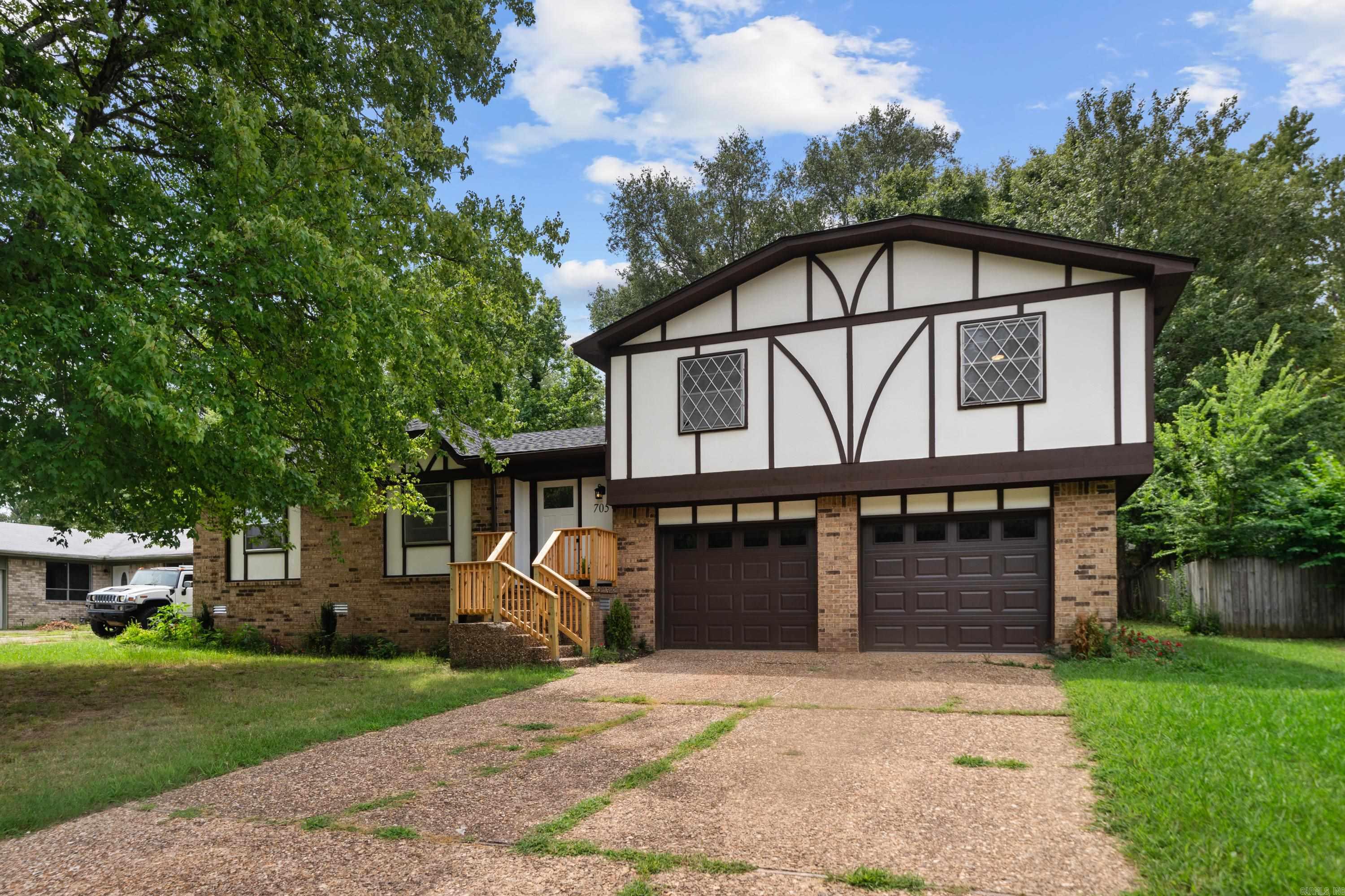 HERALDRY MANOR - Residential