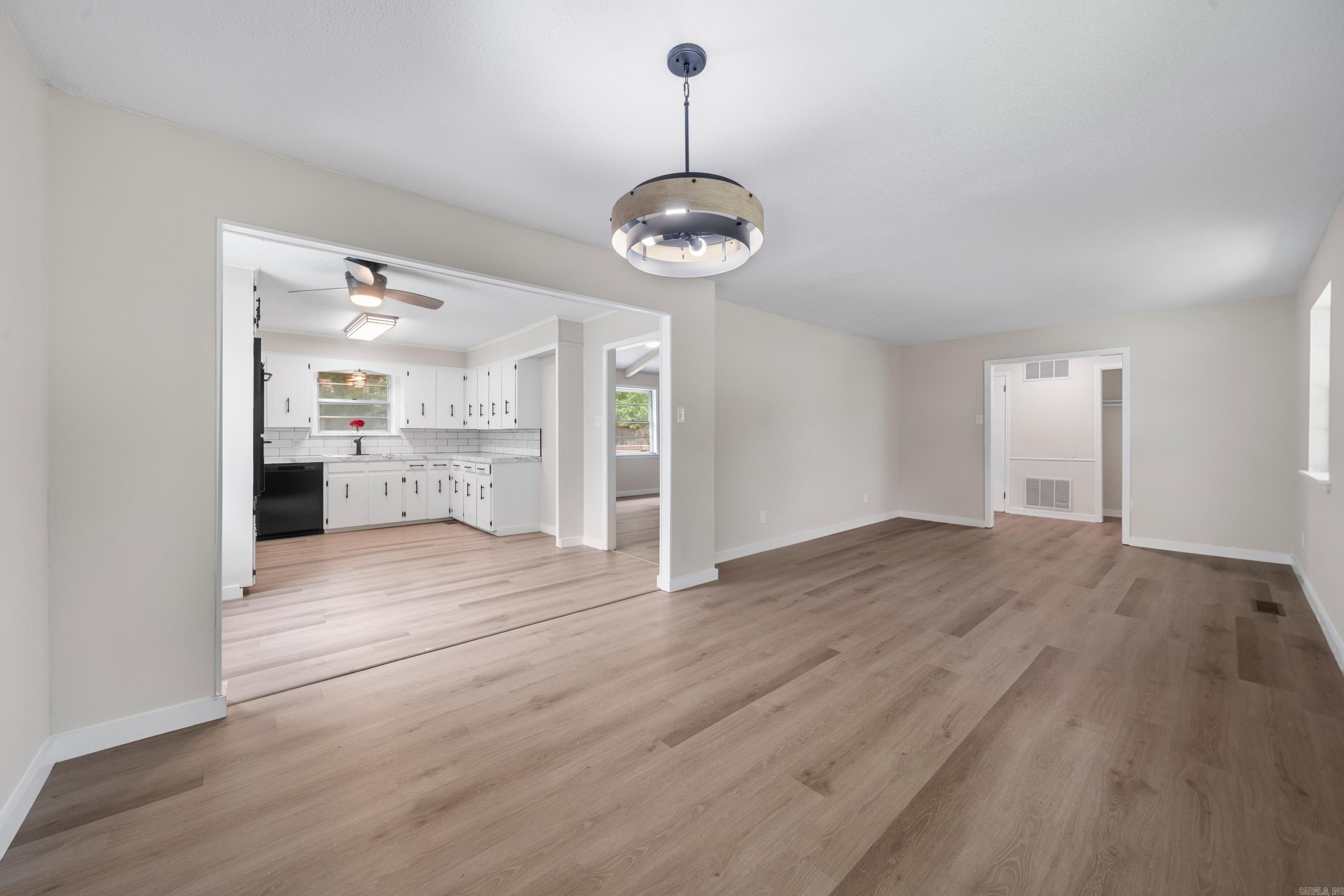 HERALDRY MANOR - Residential