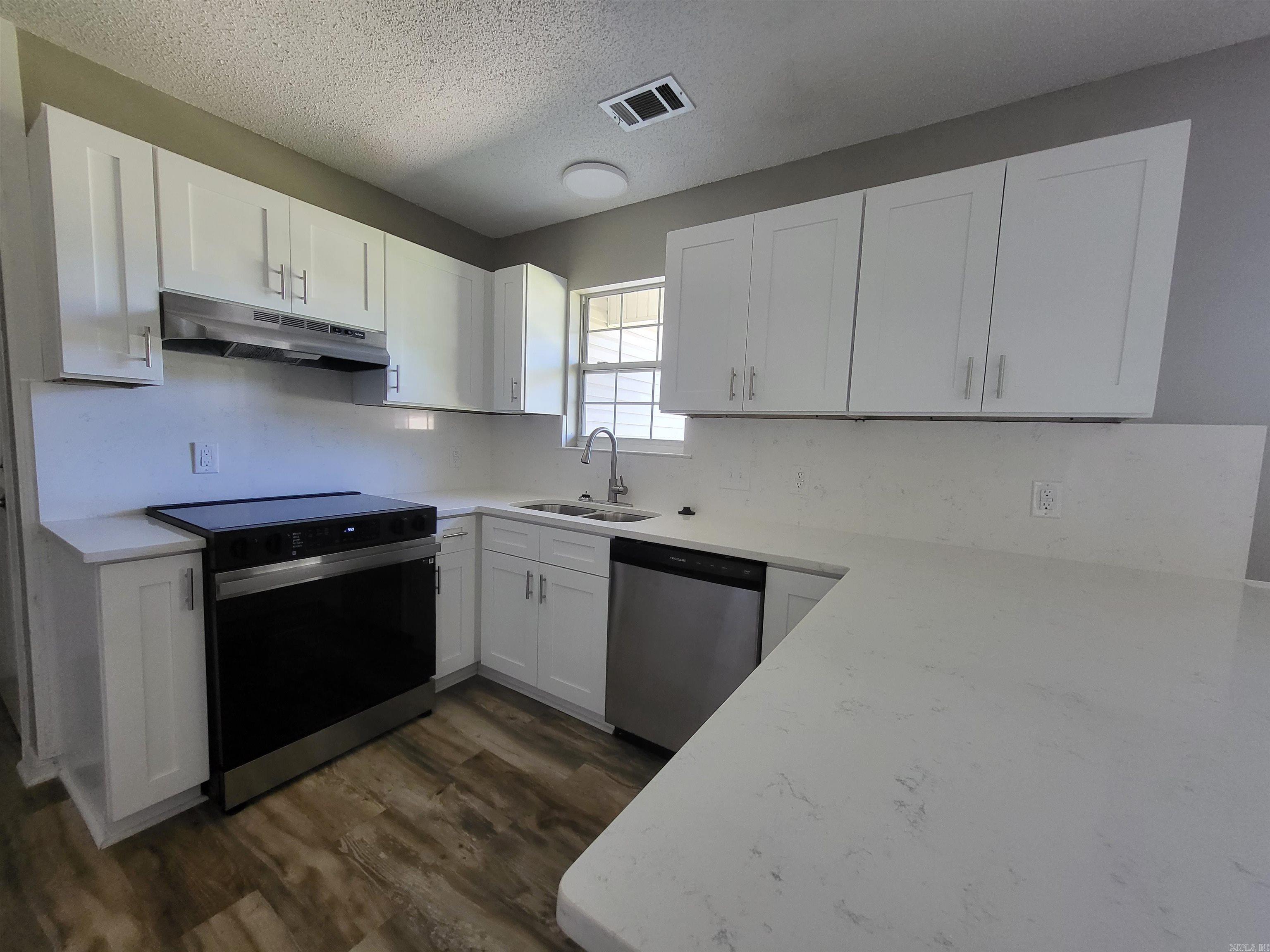 BELLEVUE - Residential