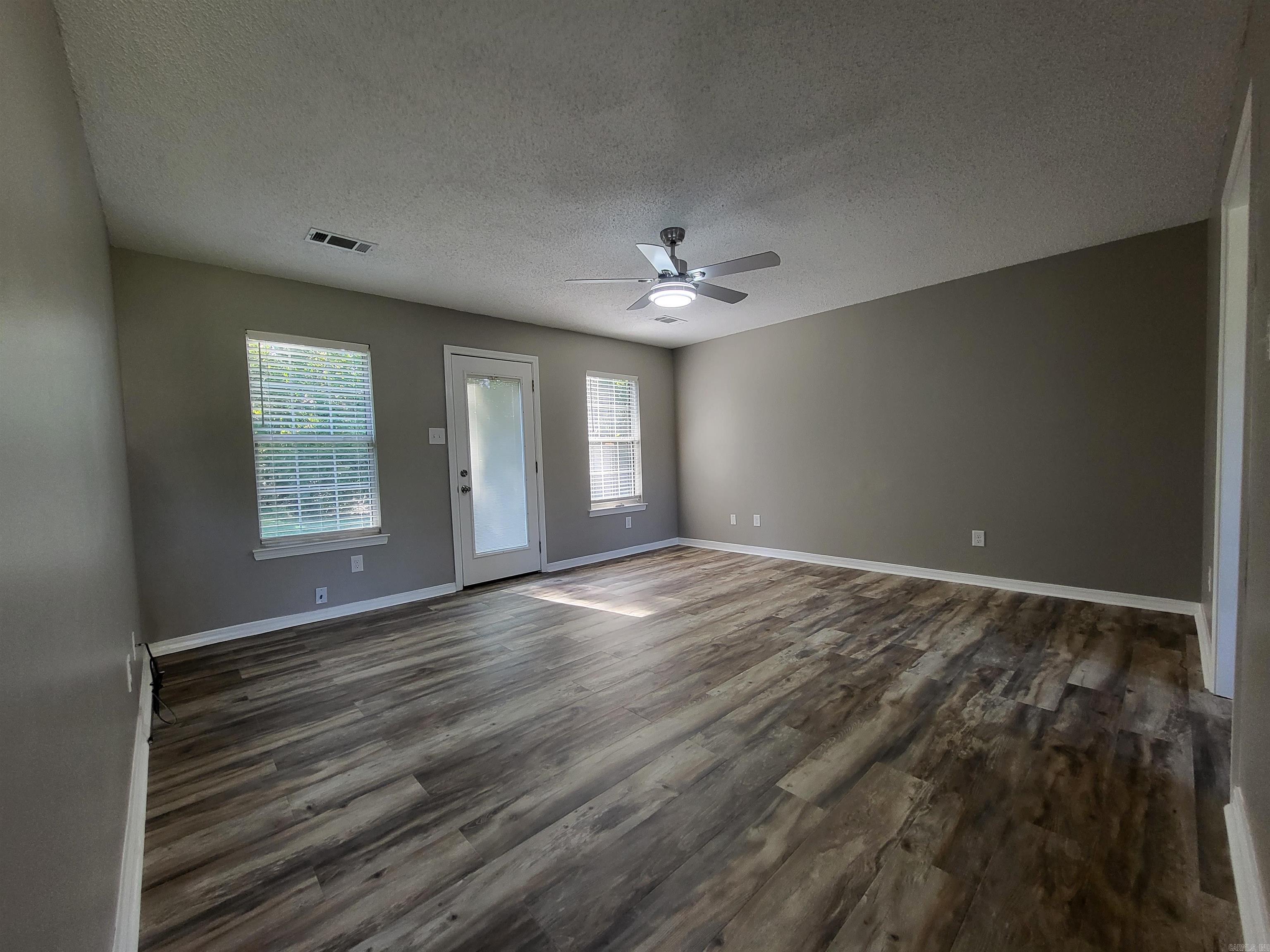 BELLEVUE - Residential