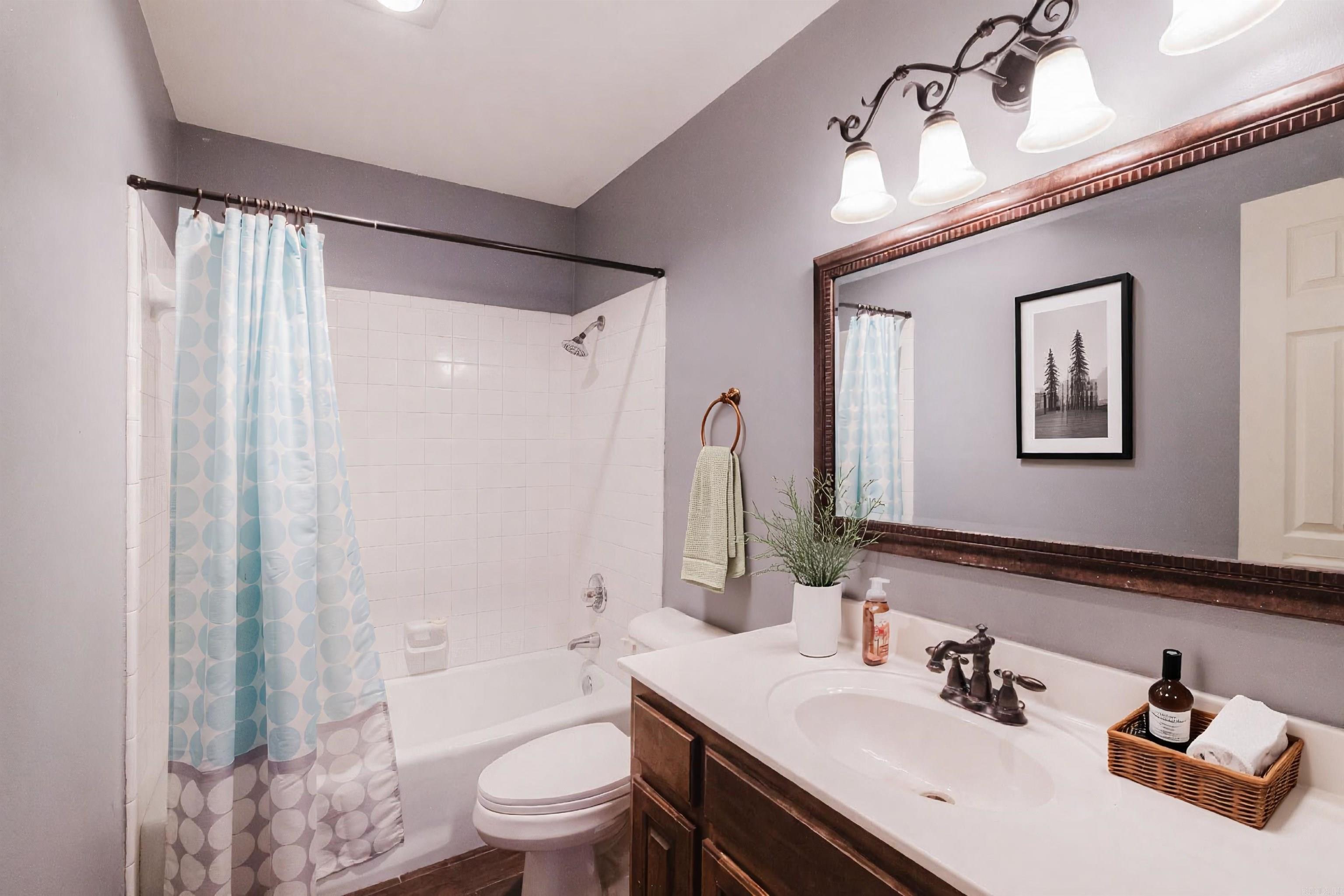 Springhill Manor - Residential