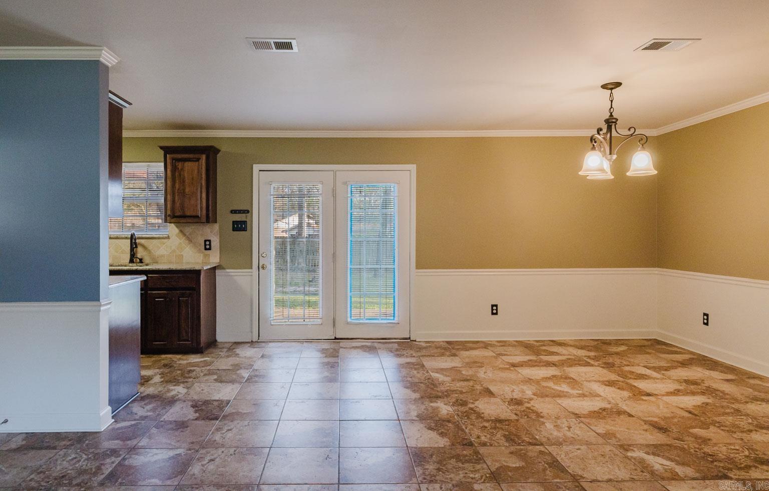 Springhill Manor - Residential