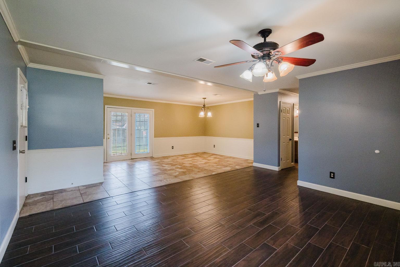 Springhill Manor - Residential