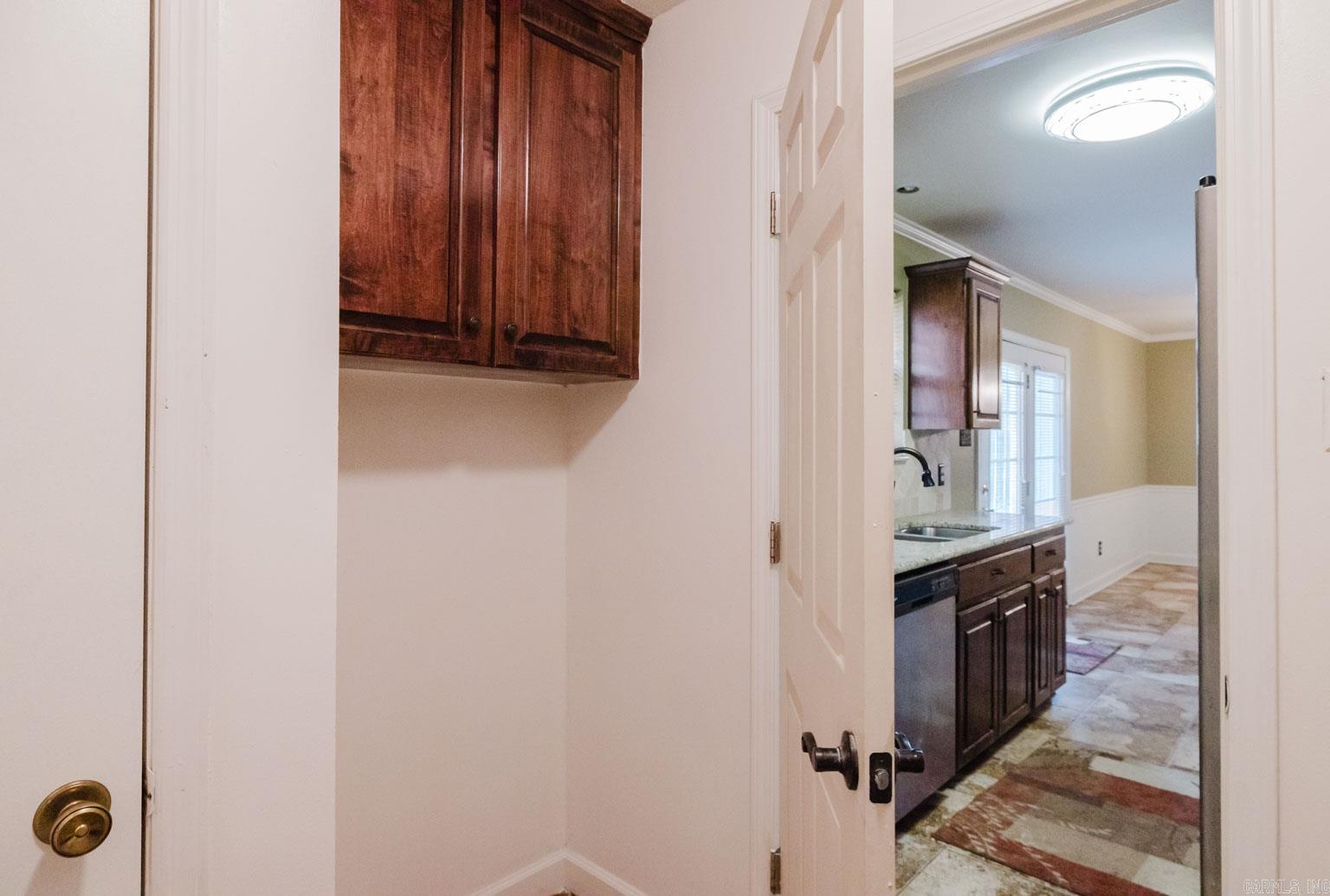 Springhill Manor - Residential