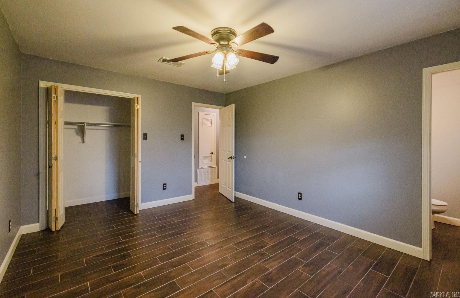 Springhill Manor - Residential