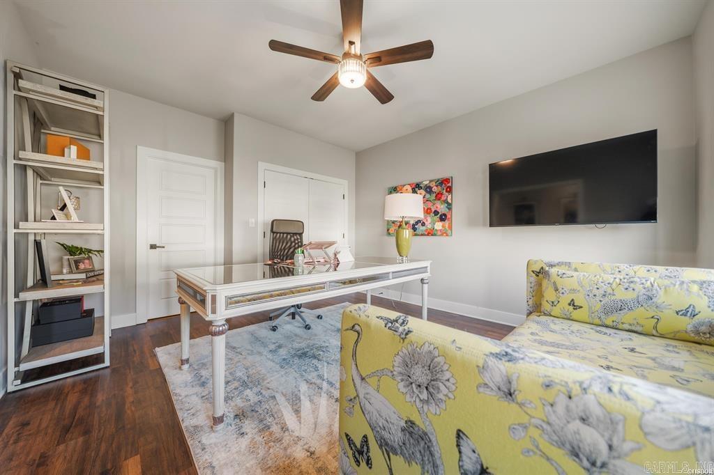 COTTAGES AT BAYSHORE - Residential