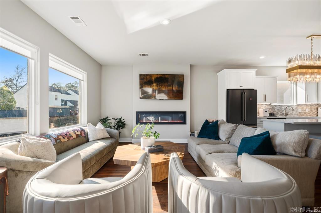 COTTAGES AT BAYSHORE - Residential