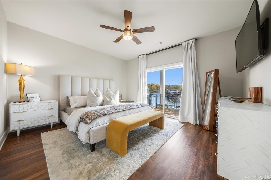 COTTAGES AT BAYSHORE - Residential