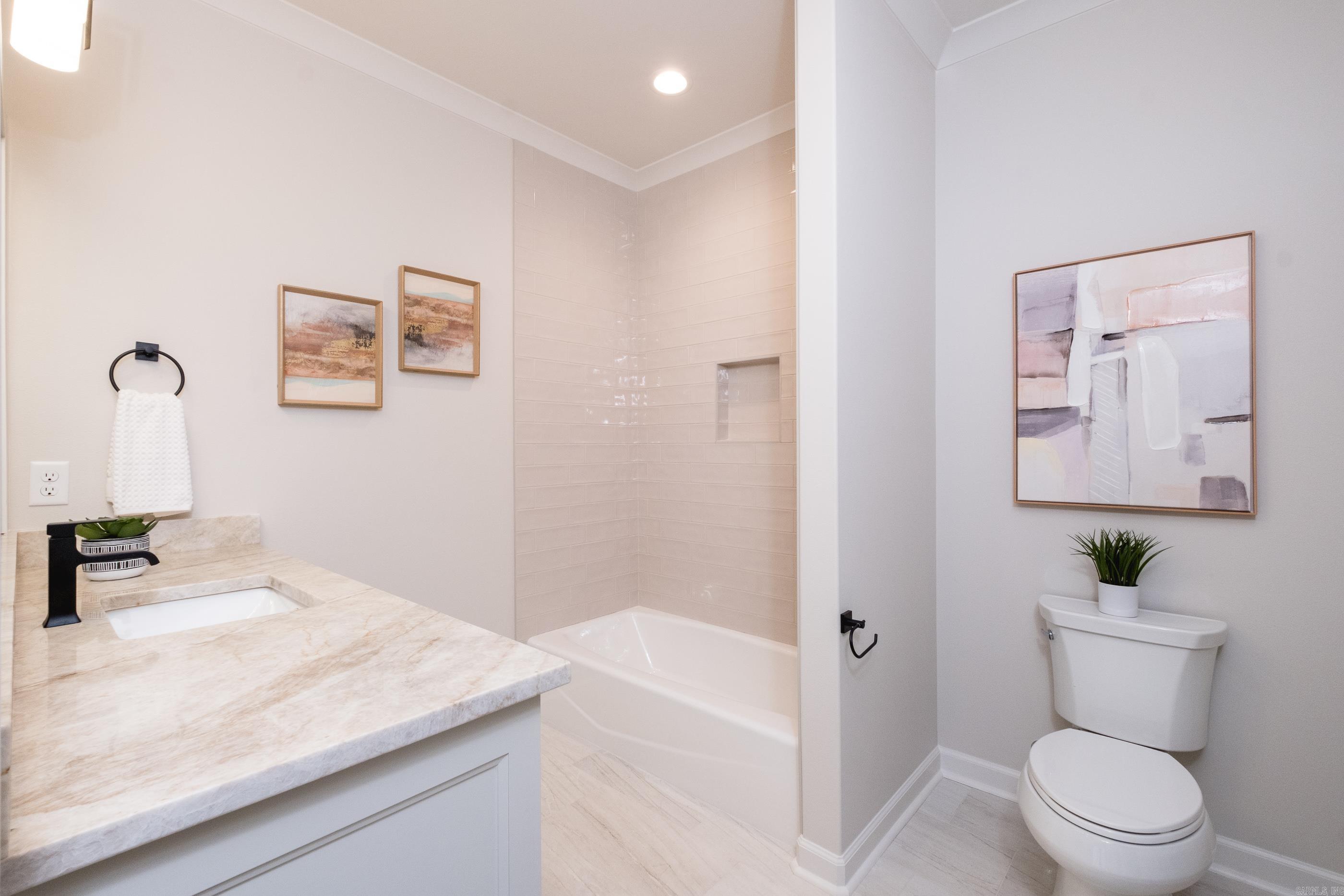 CHENAL VALLEY ABINGTON COURT - Residential
