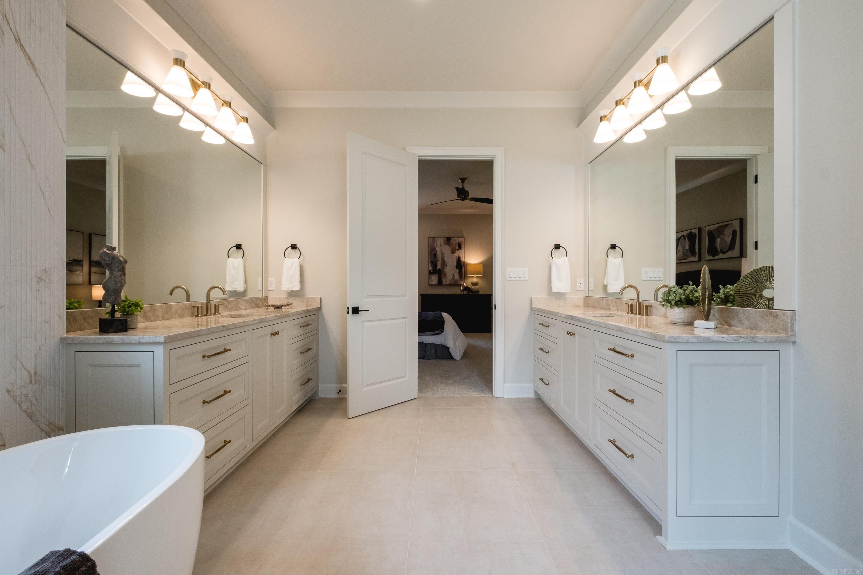 CHENAL VALLEY ABINGTON COURT - Residential