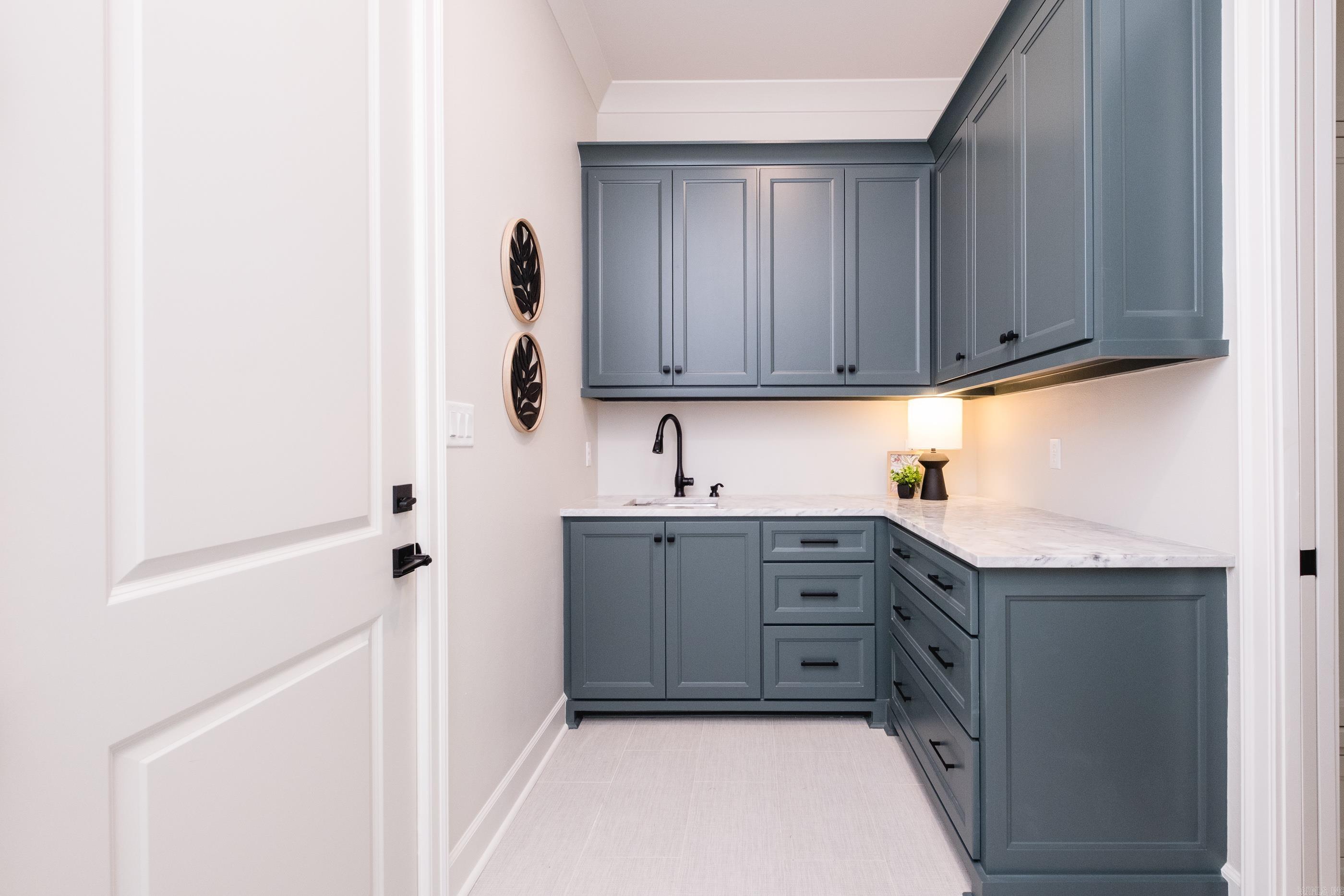 CHENAL VALLEY ABINGTON COURT - Residential