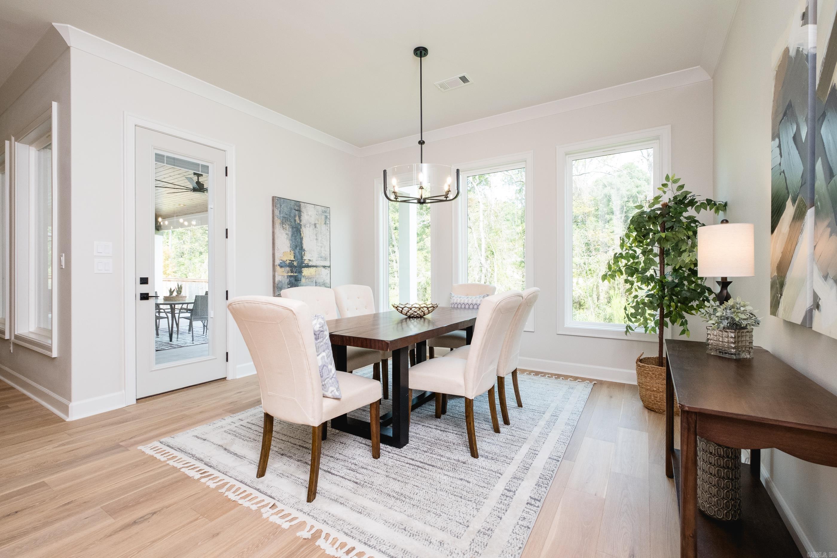 CHENAL VALLEY ABINGTON COURT - Residential