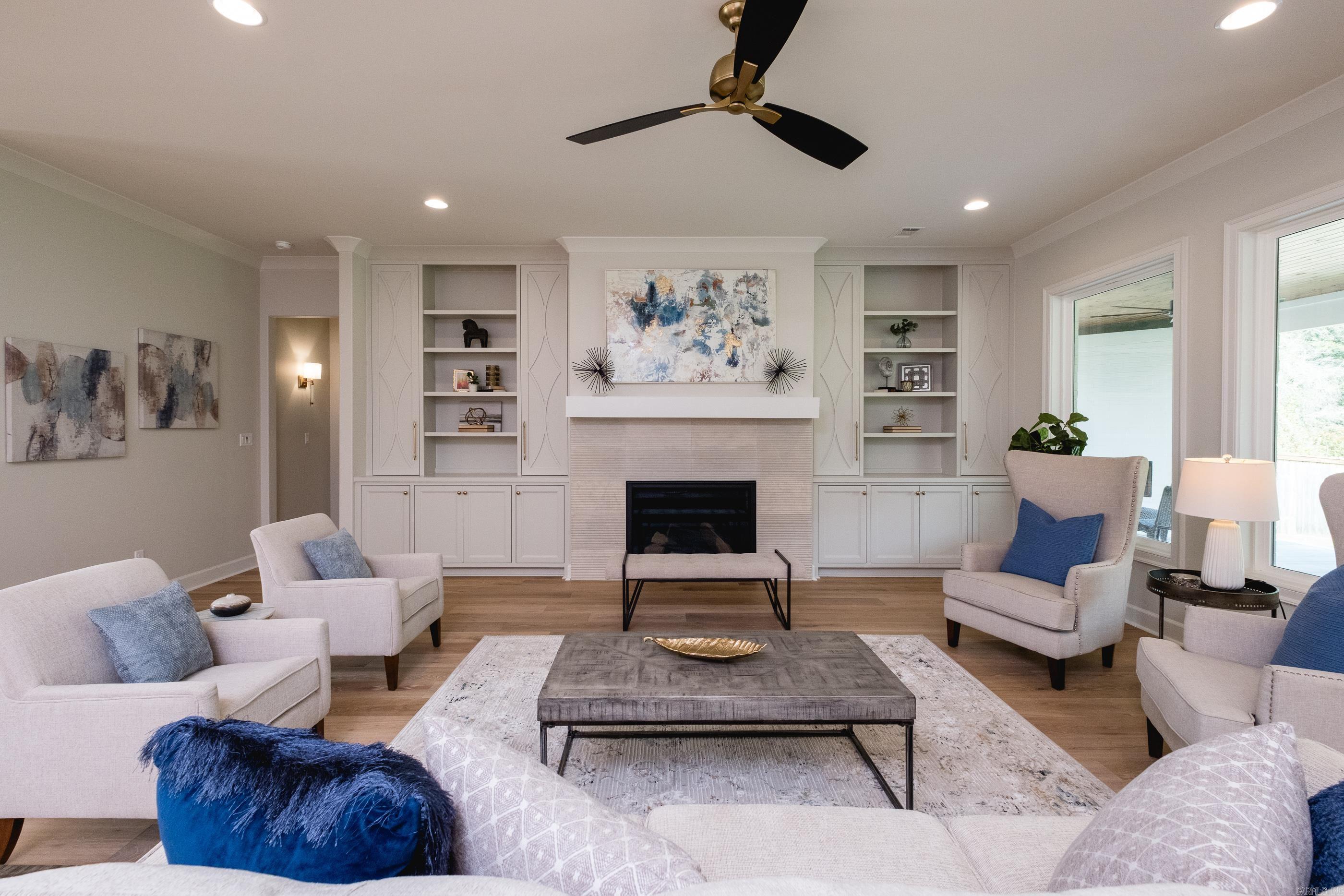CHENAL VALLEY ABINGTON COURT - Residential