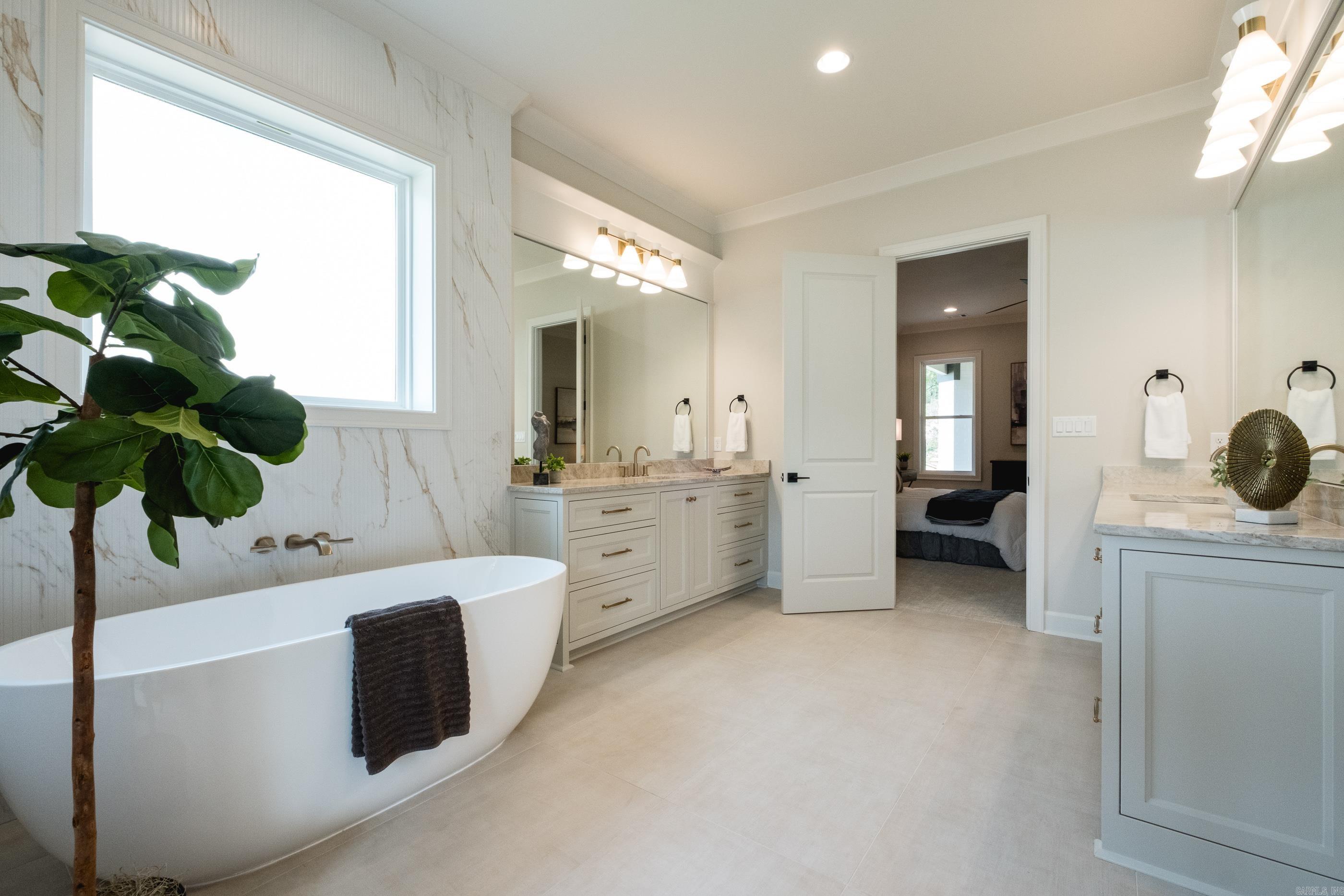 CHENAL VALLEY ABINGTON COURT - Residential