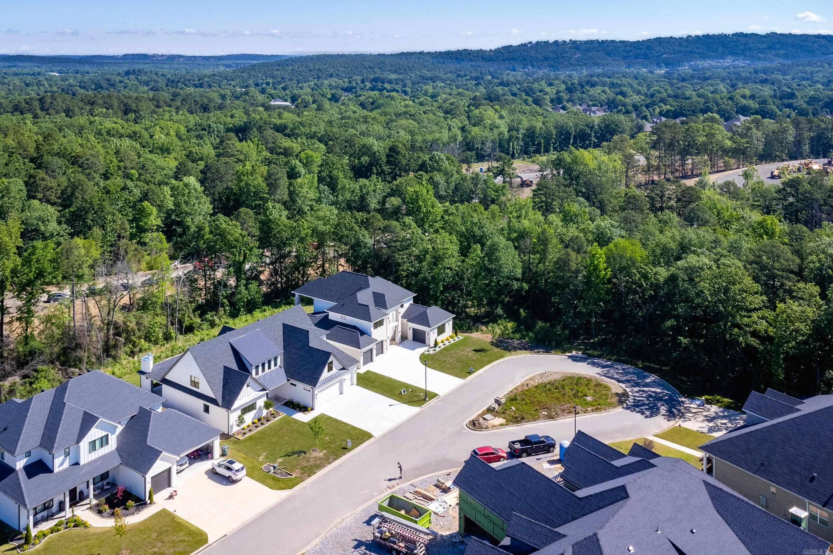CHENAL VALLEY ABINGTON COURT - Residential