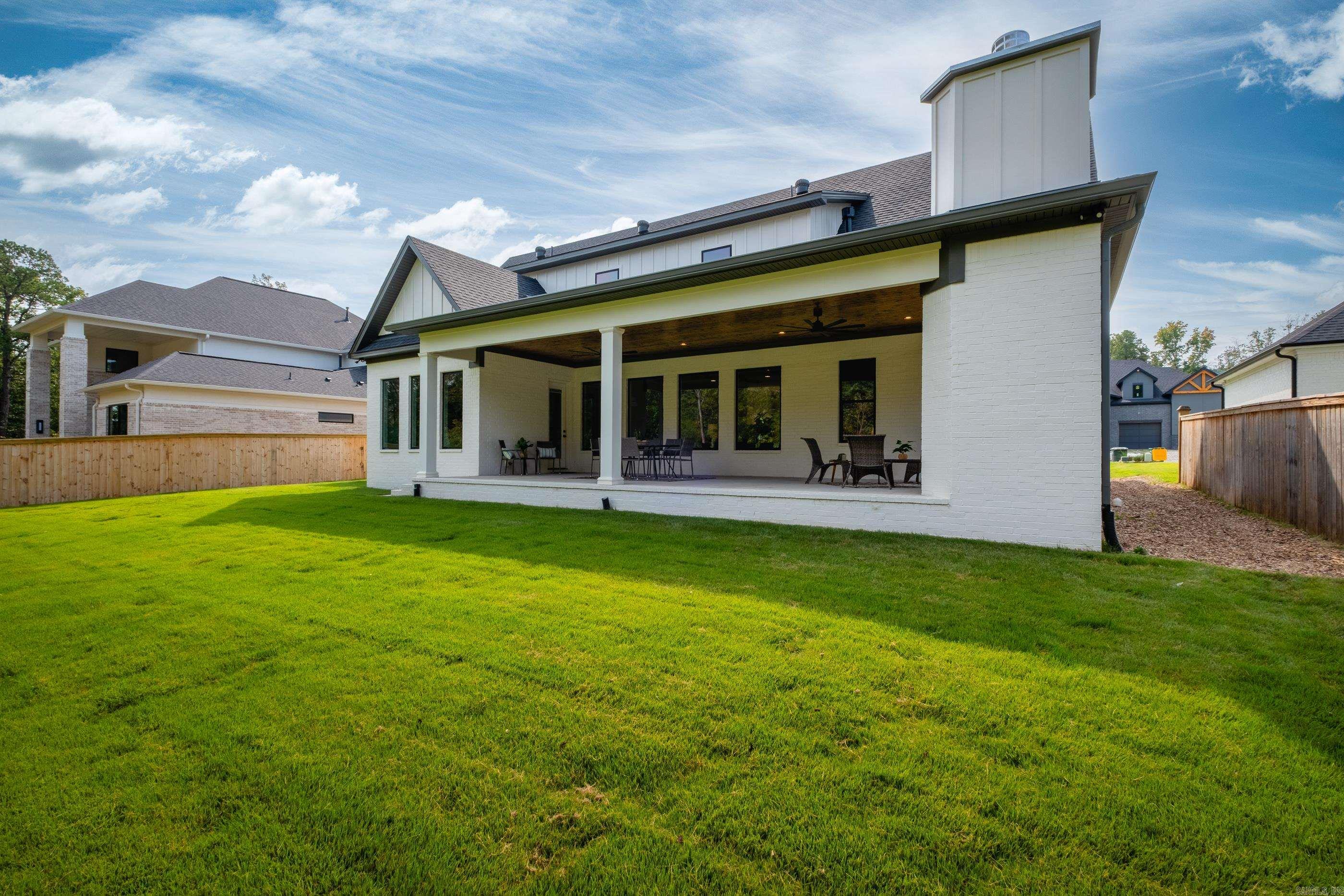 CHENAL VALLEY ABINGTON COURT - Residential