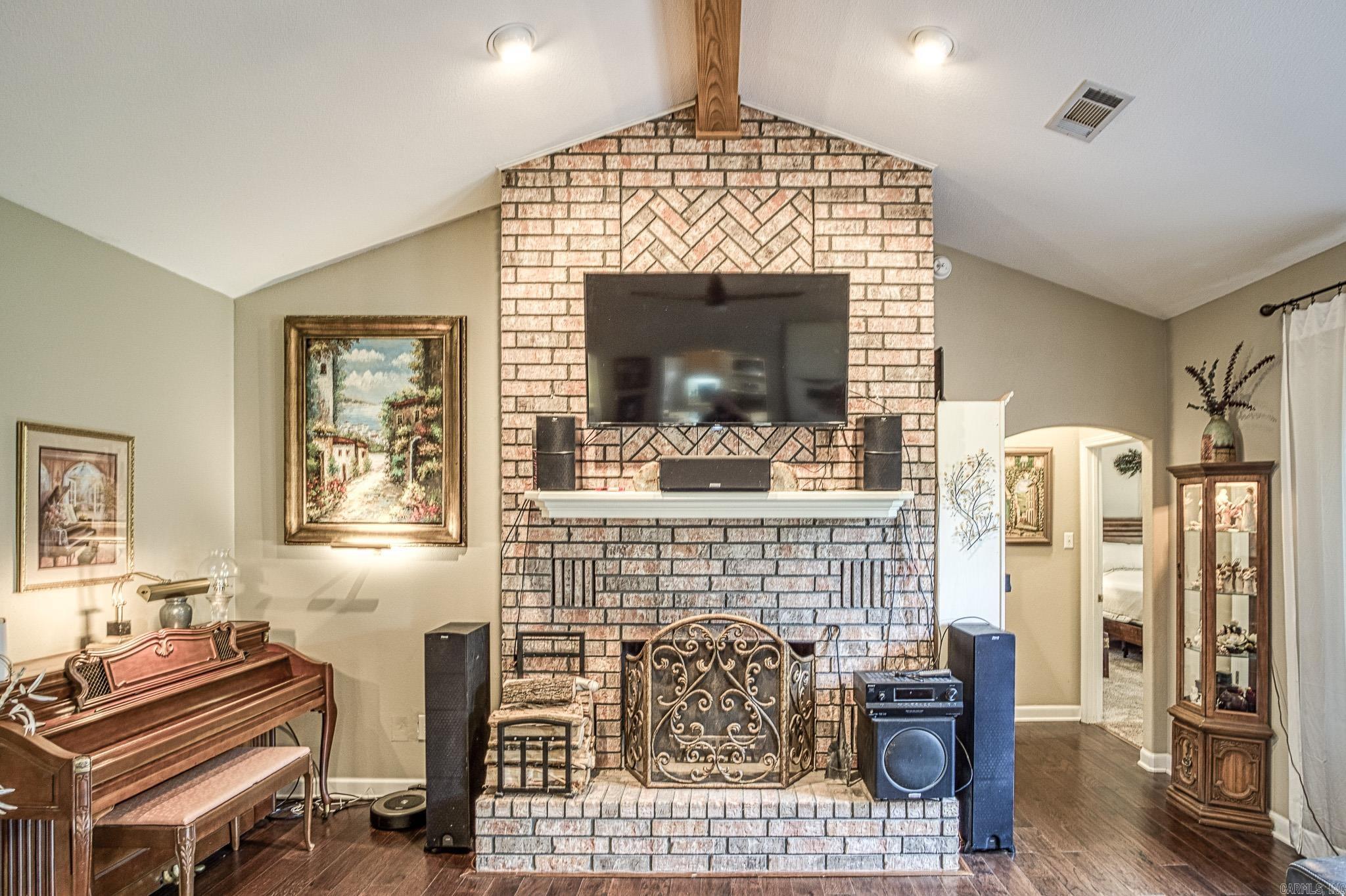 IRONWOOD ESTATES - Residential