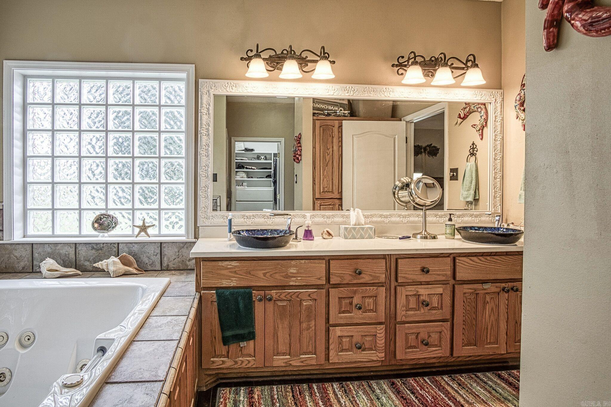 IRONWOOD ESTATES - Residential