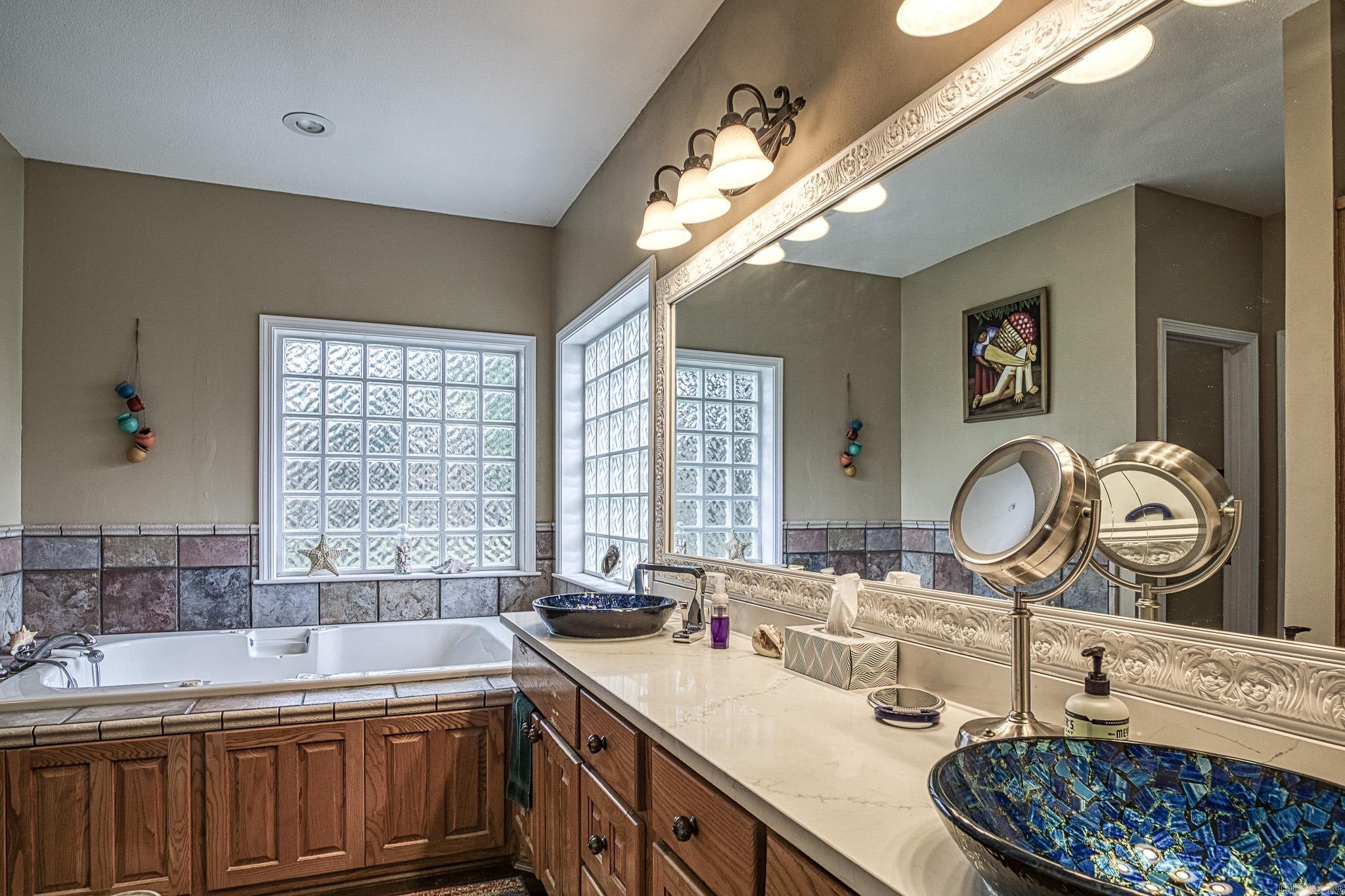 IRONWOOD ESTATES - Residential