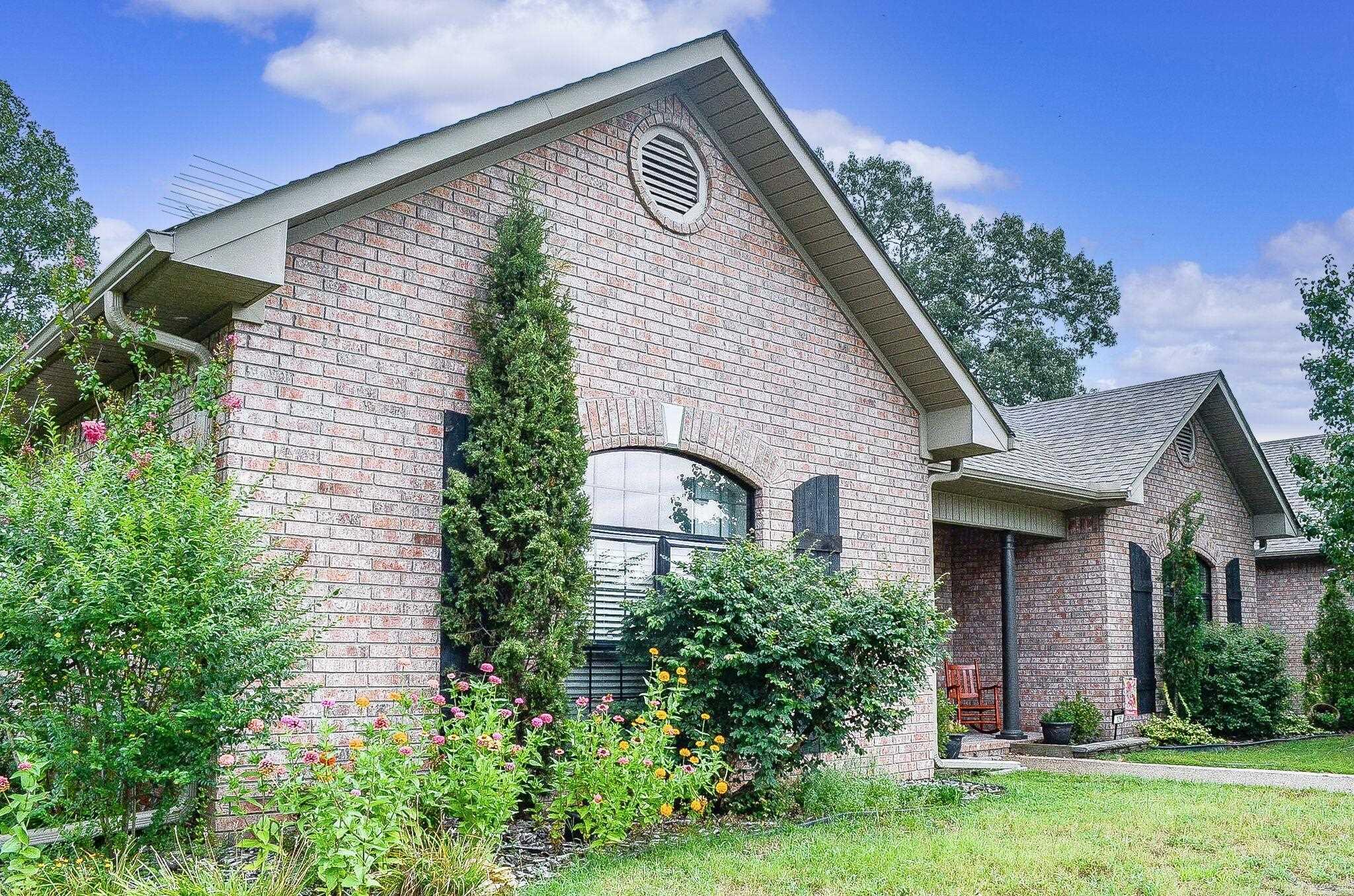 IRONWOOD ESTATES - Residential