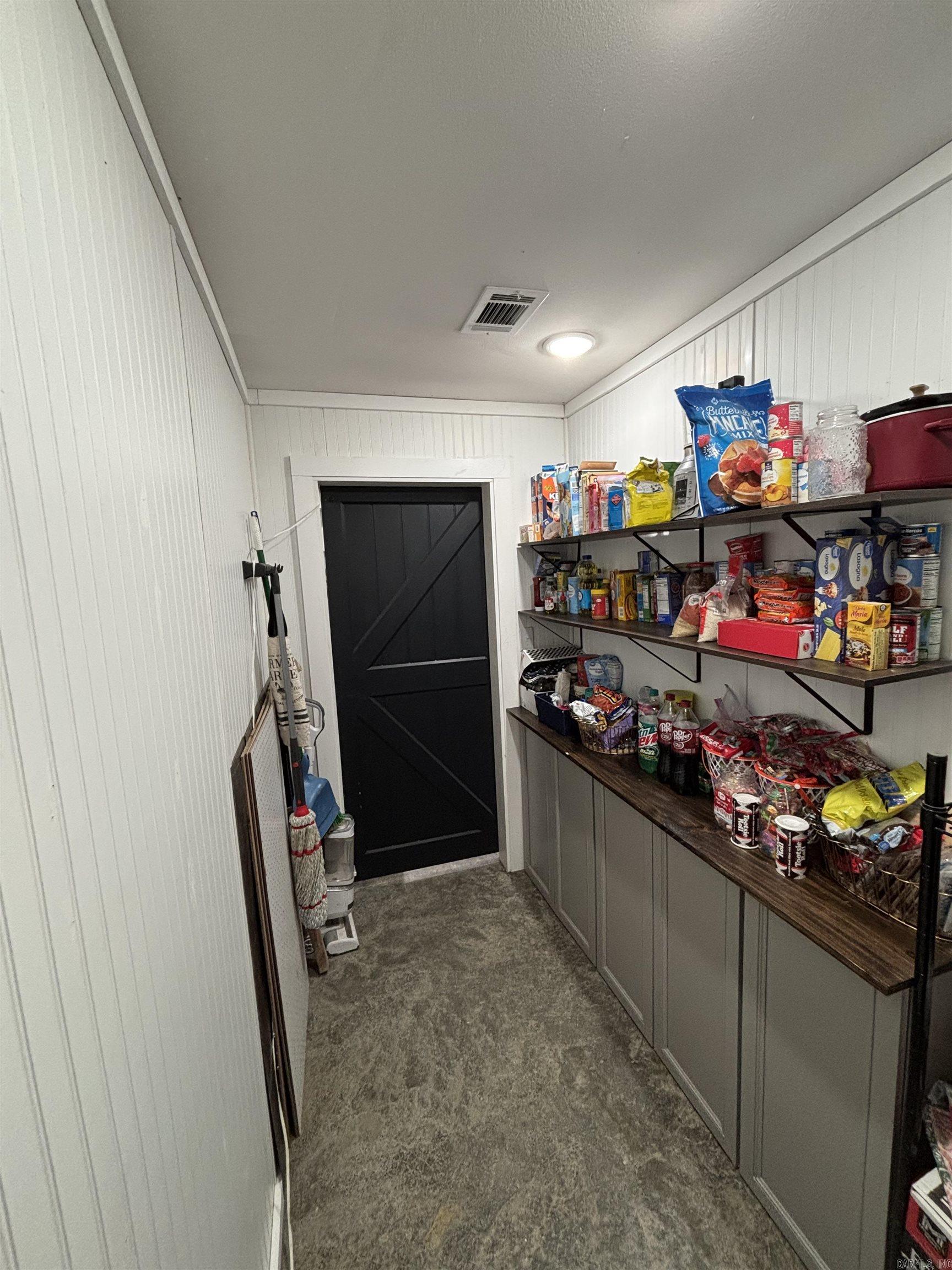LITTLE BLAKELY - Residential