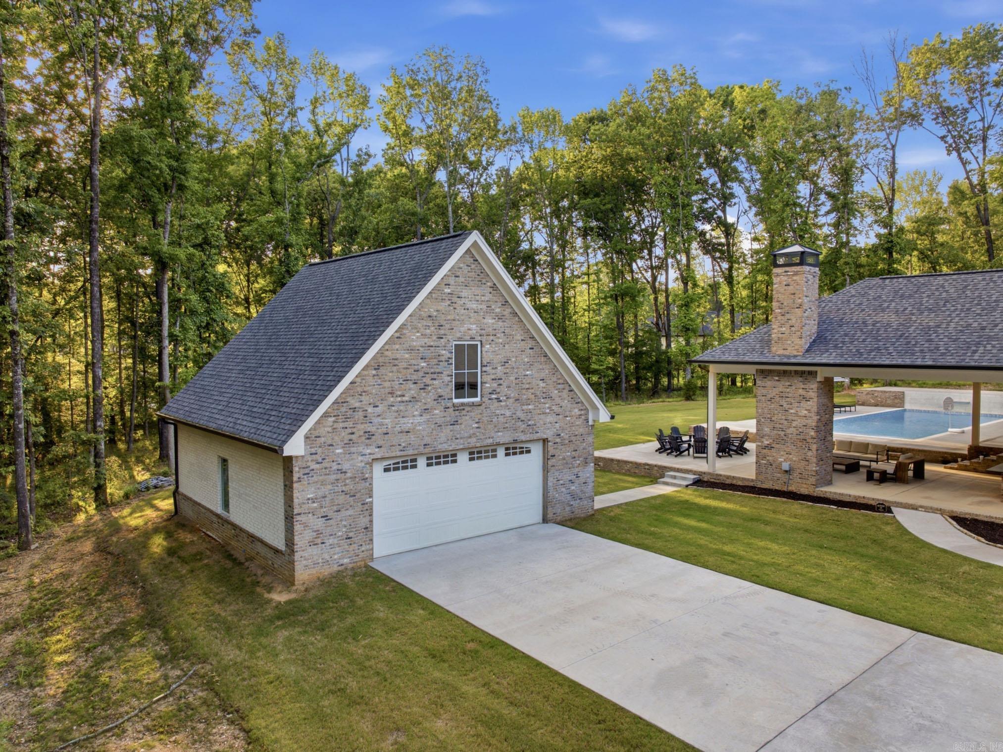 BIG ROCK ESTATES - Residential