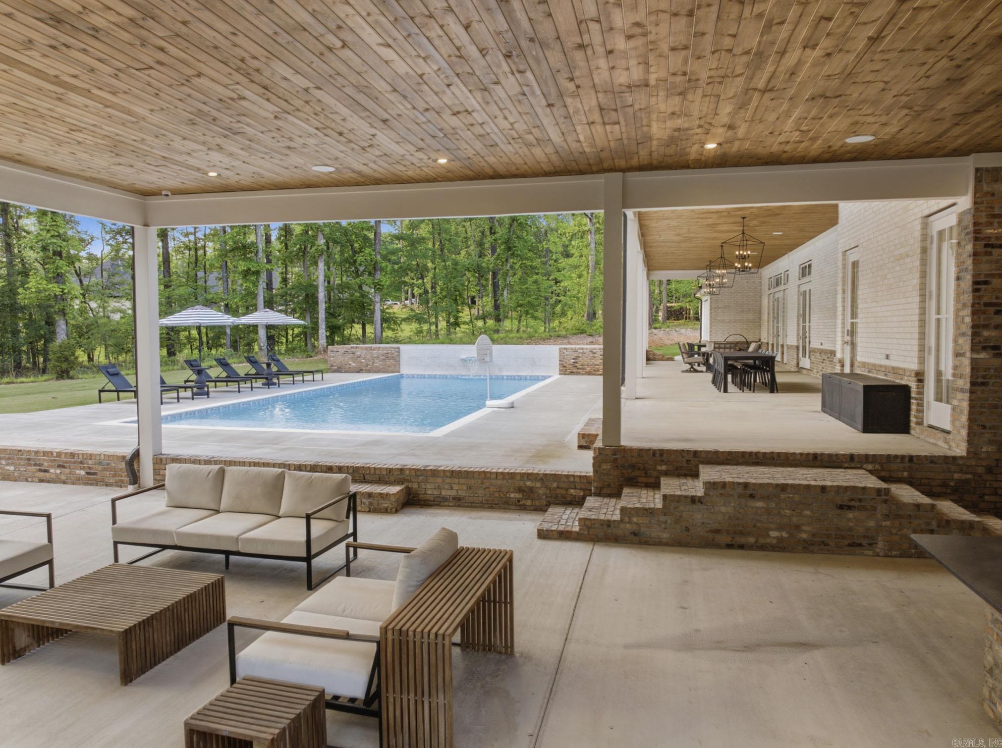 BIG ROCK ESTATES - Residential