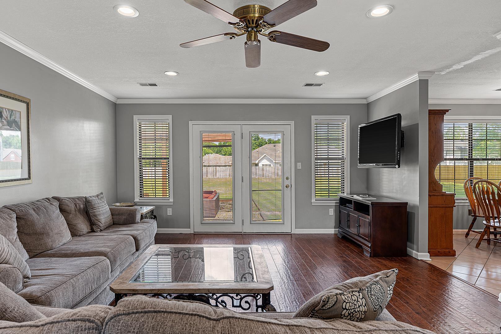 BARRETT'S - Residential