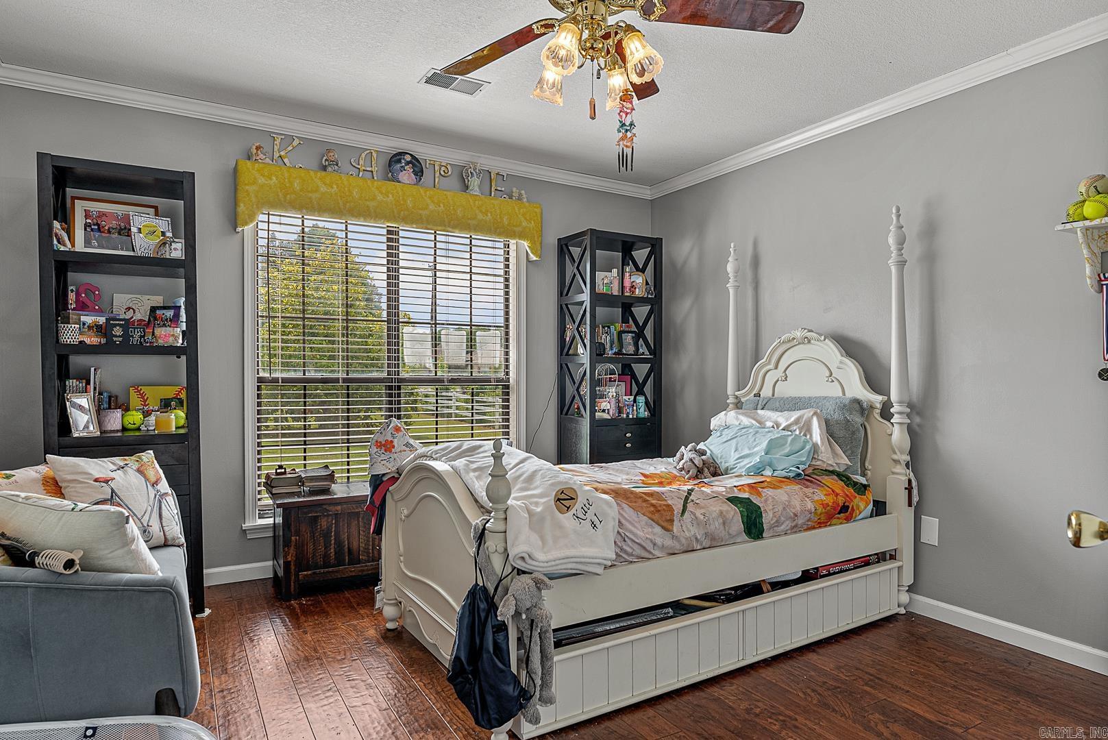 BARRETT'S - Residential