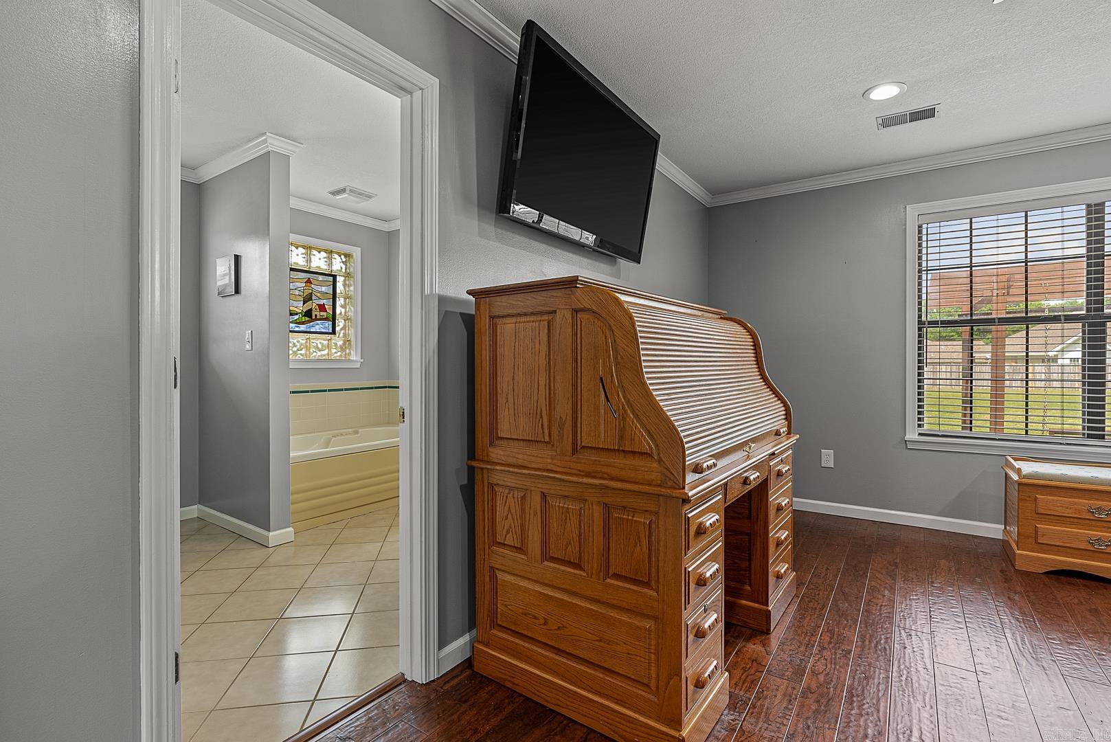 BARRETT'S - Residential