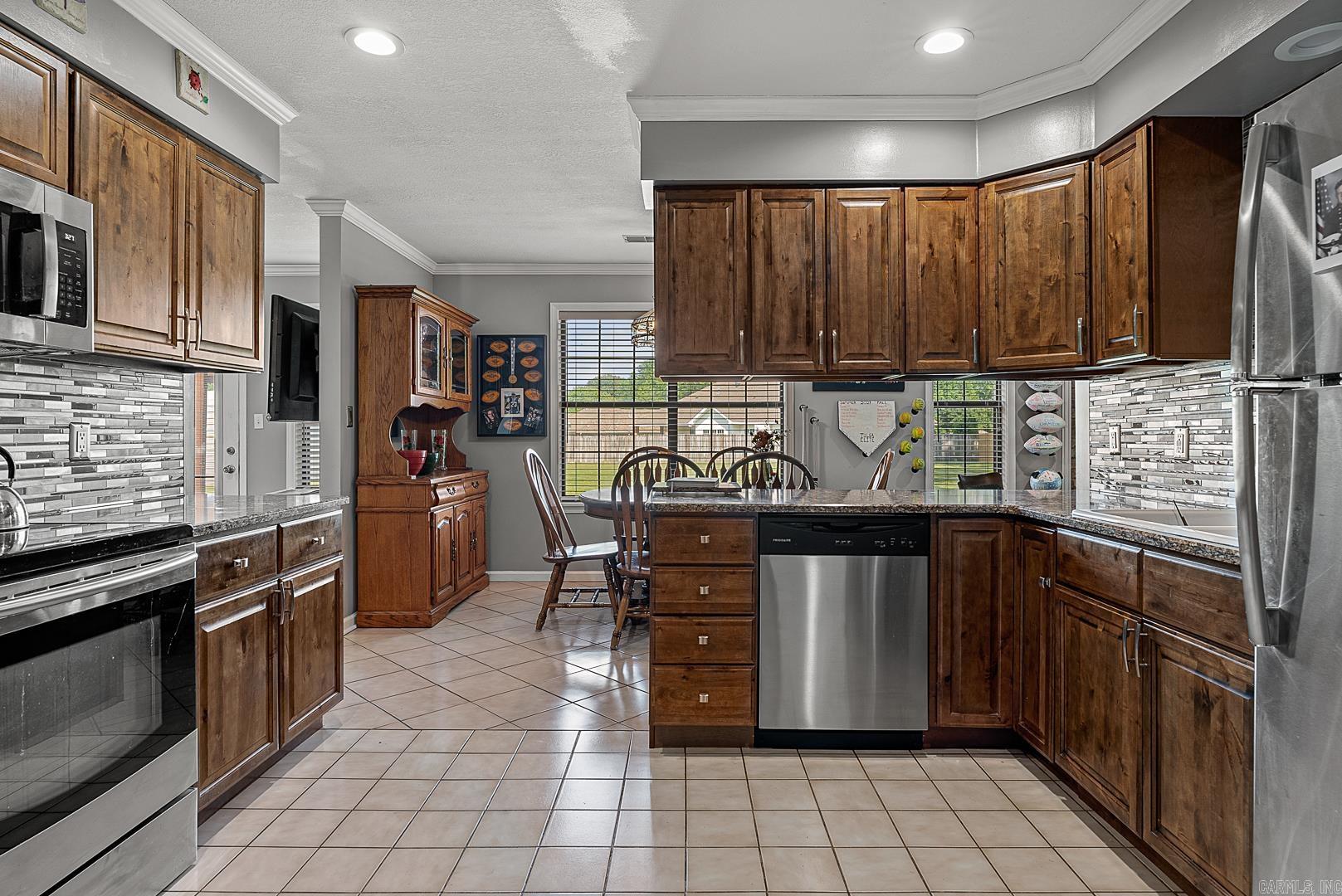 BARRETT'S - Residential