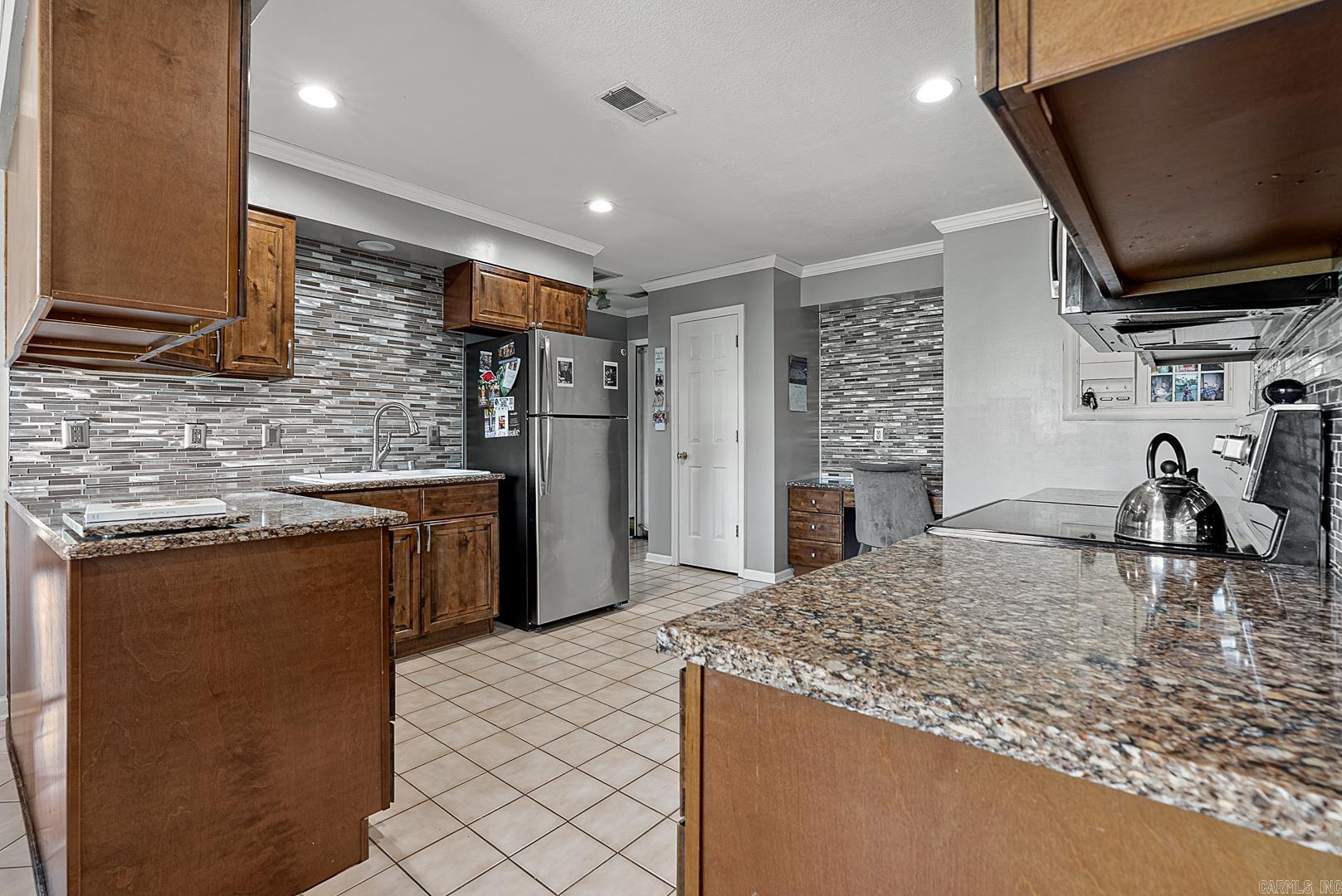 BARRETT'S - Residential