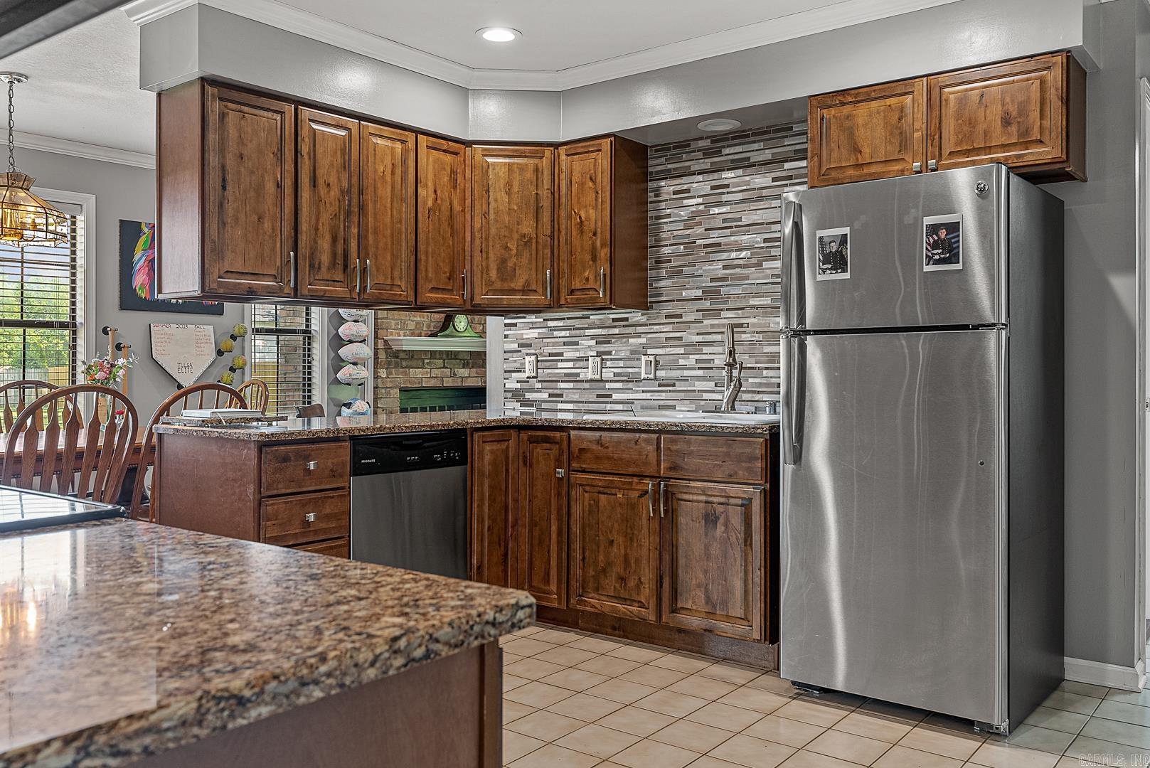 BARRETT'S - Residential