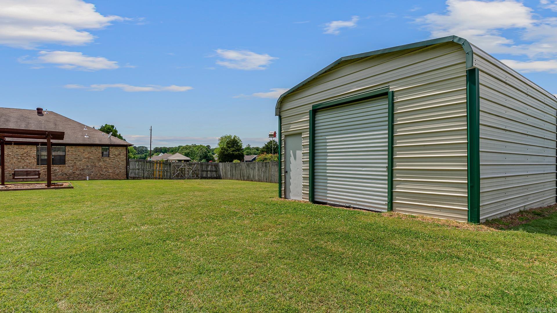 BARRETT'S - Residential