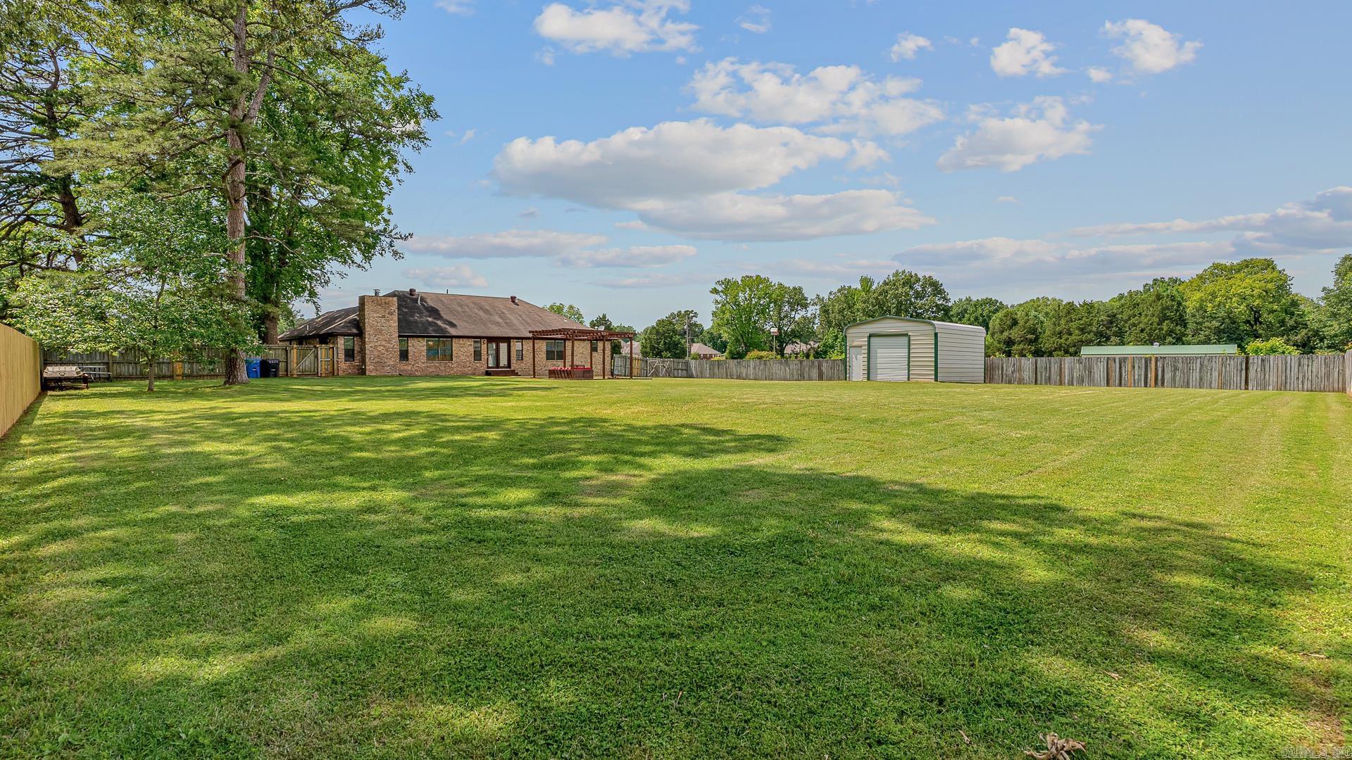 BARRETT'S - Residential