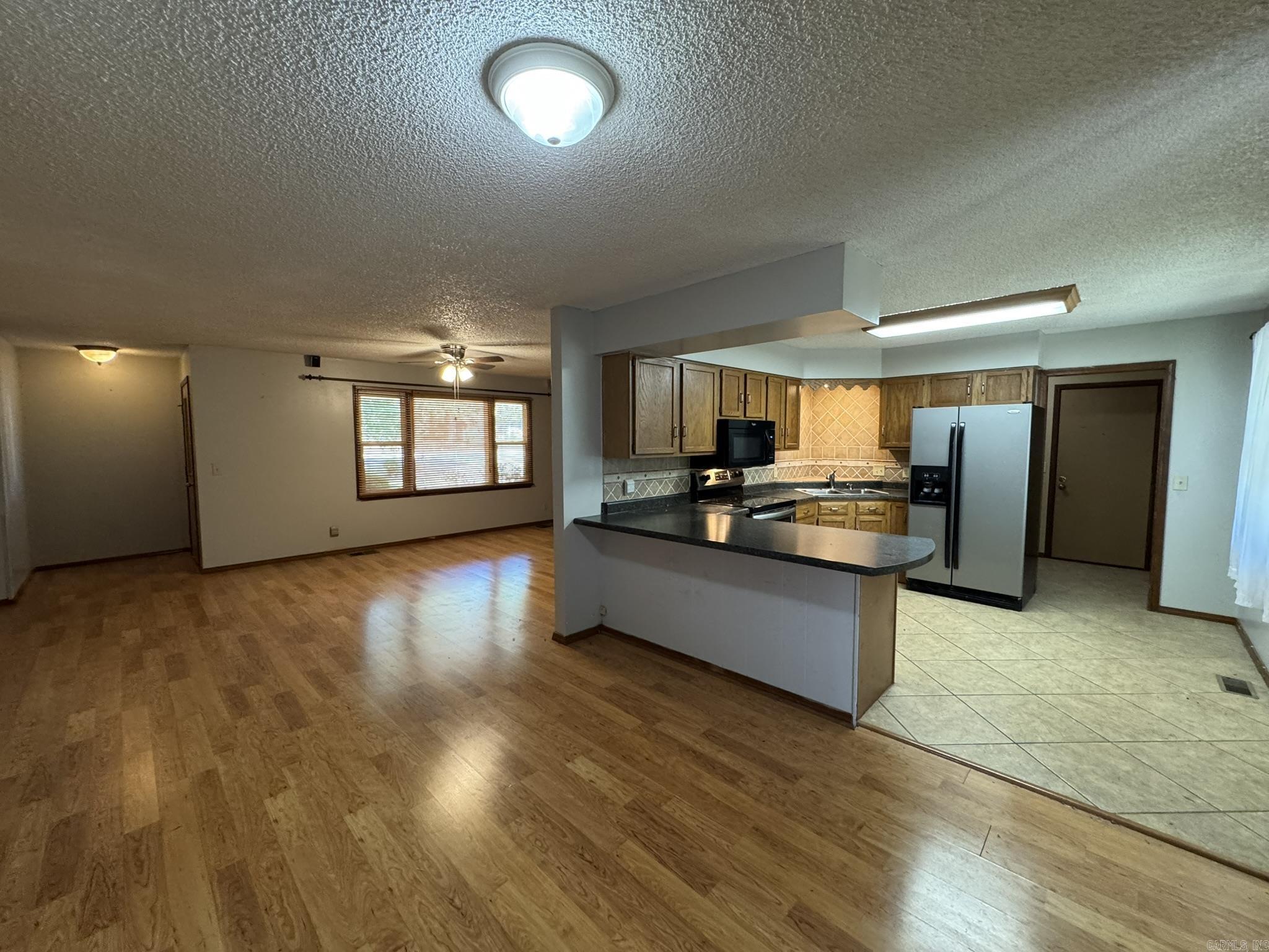 SOUTHERN MEADOWS ESTATE - Residential