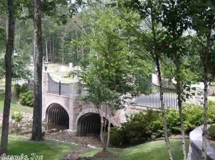 This naturally beautiful wooded area is located in the heart of west Little Rock, just minutes from Little Rock's top private and public schools, shopping and the I430-630 corridor.  Protective covenants and an architectural review will ensure a sense of cohesiveness among the homes built on these homesites.  This lot has greenspace on two sides adding additional privacy.