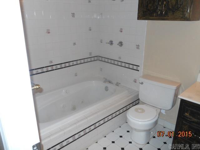 WEST SALEM - Residential