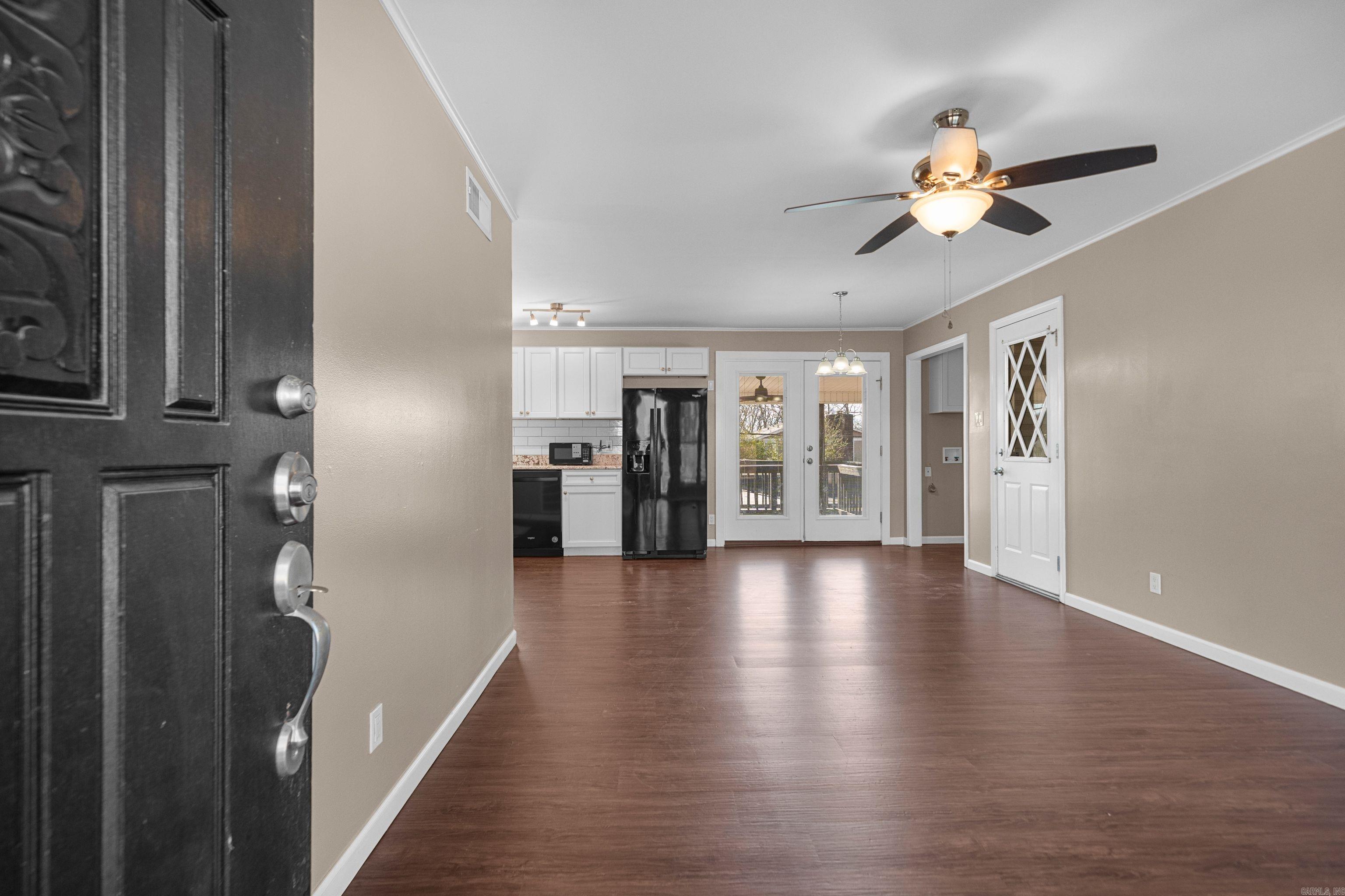 INDIAN HILLS - Residential