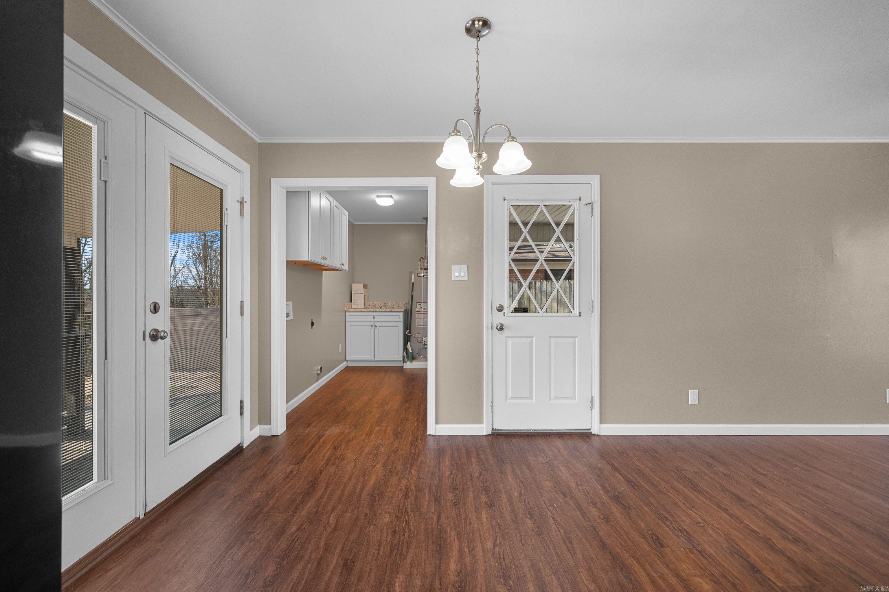 INDIAN HILLS - Residential