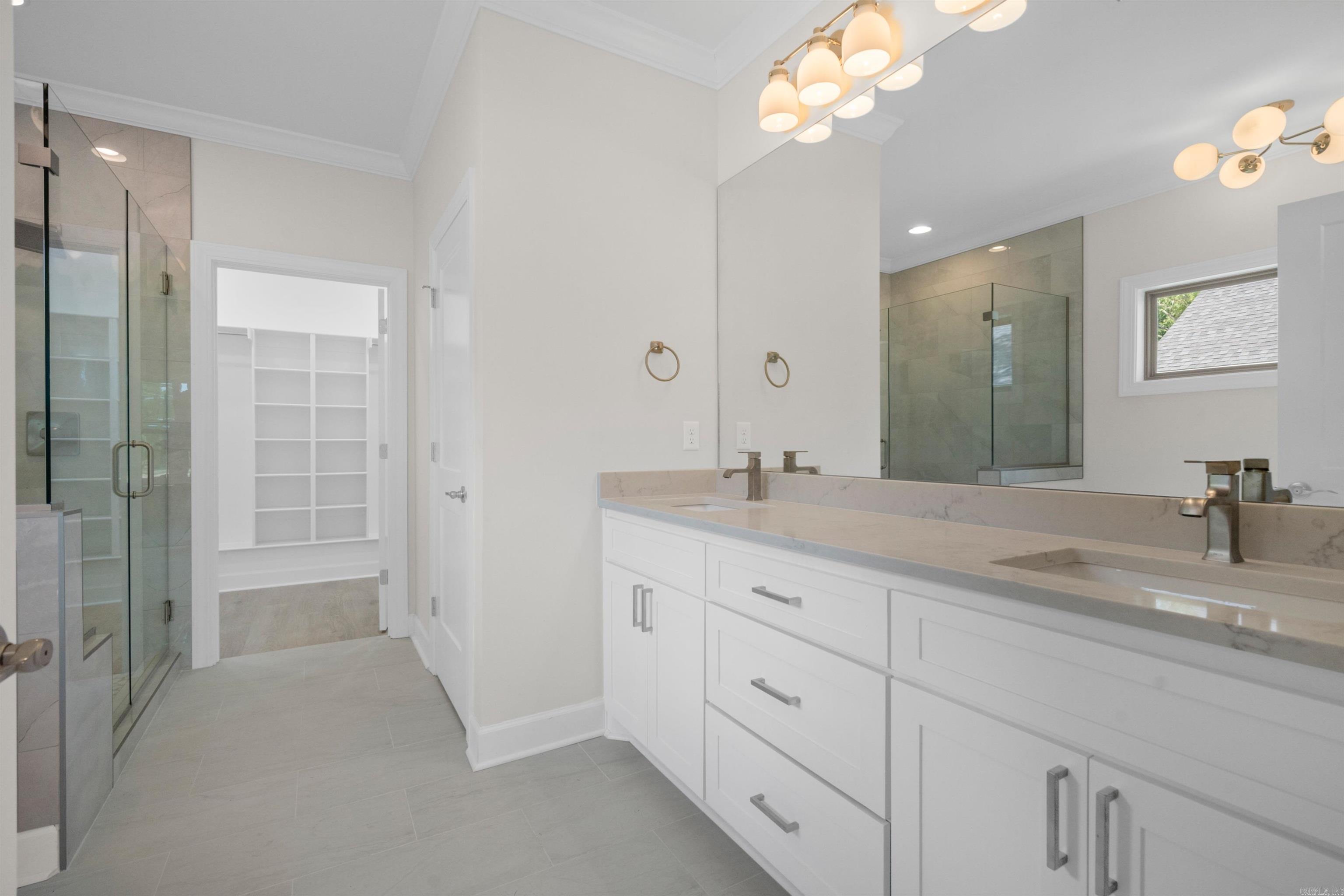 LA CALA ESTATES - Residential