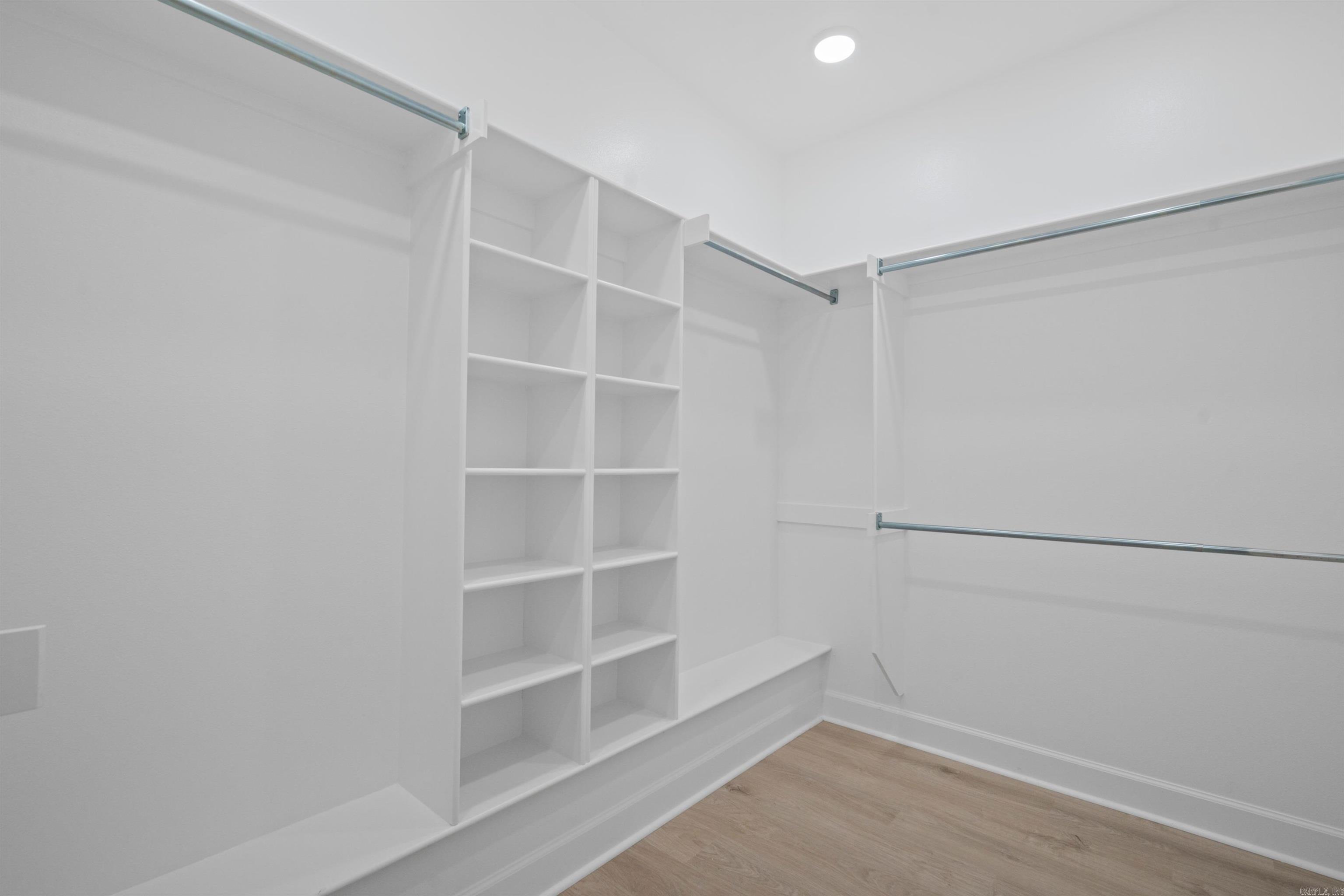 LA CALA ESTATES - Residential