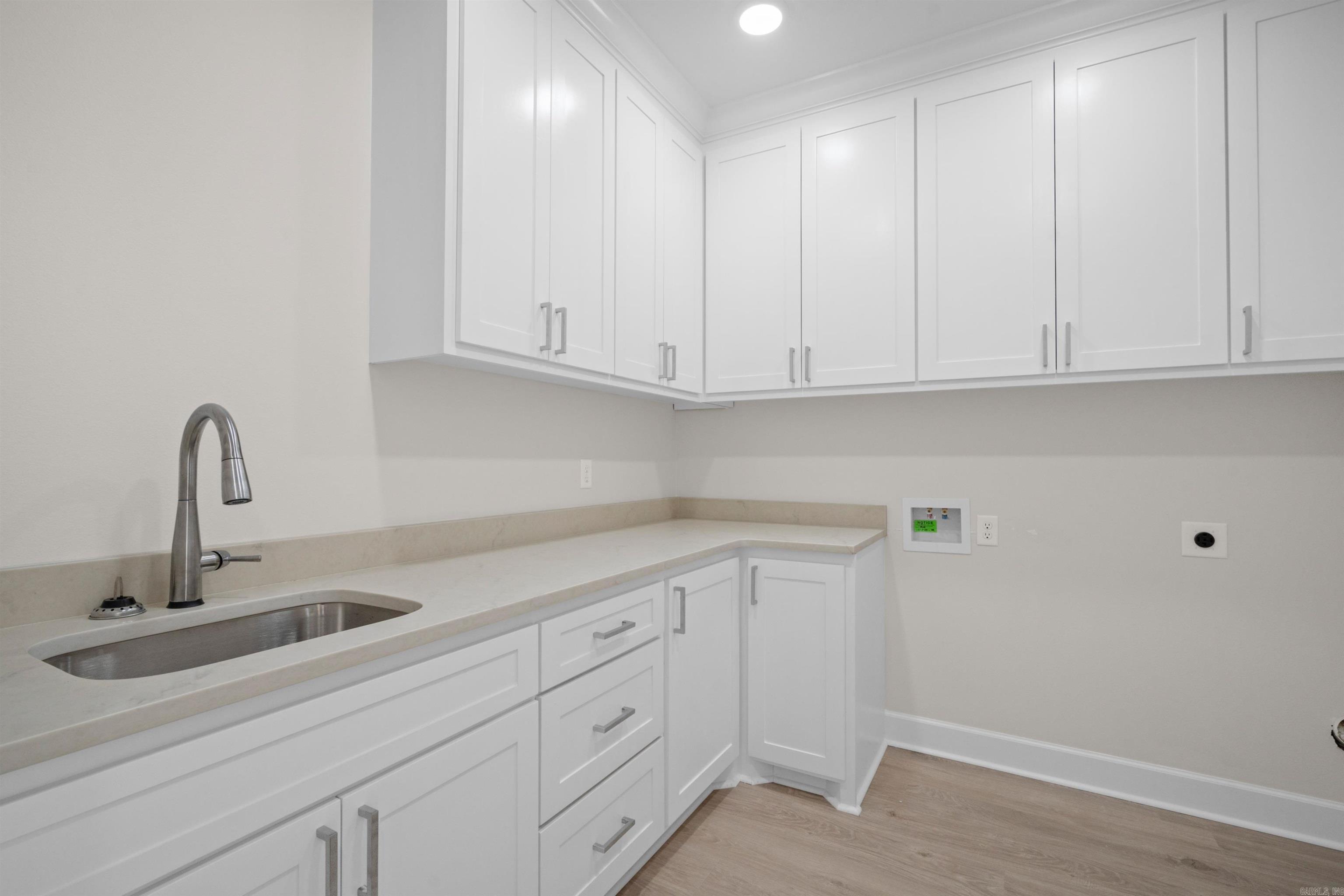 LA CALA ESTATES - Residential