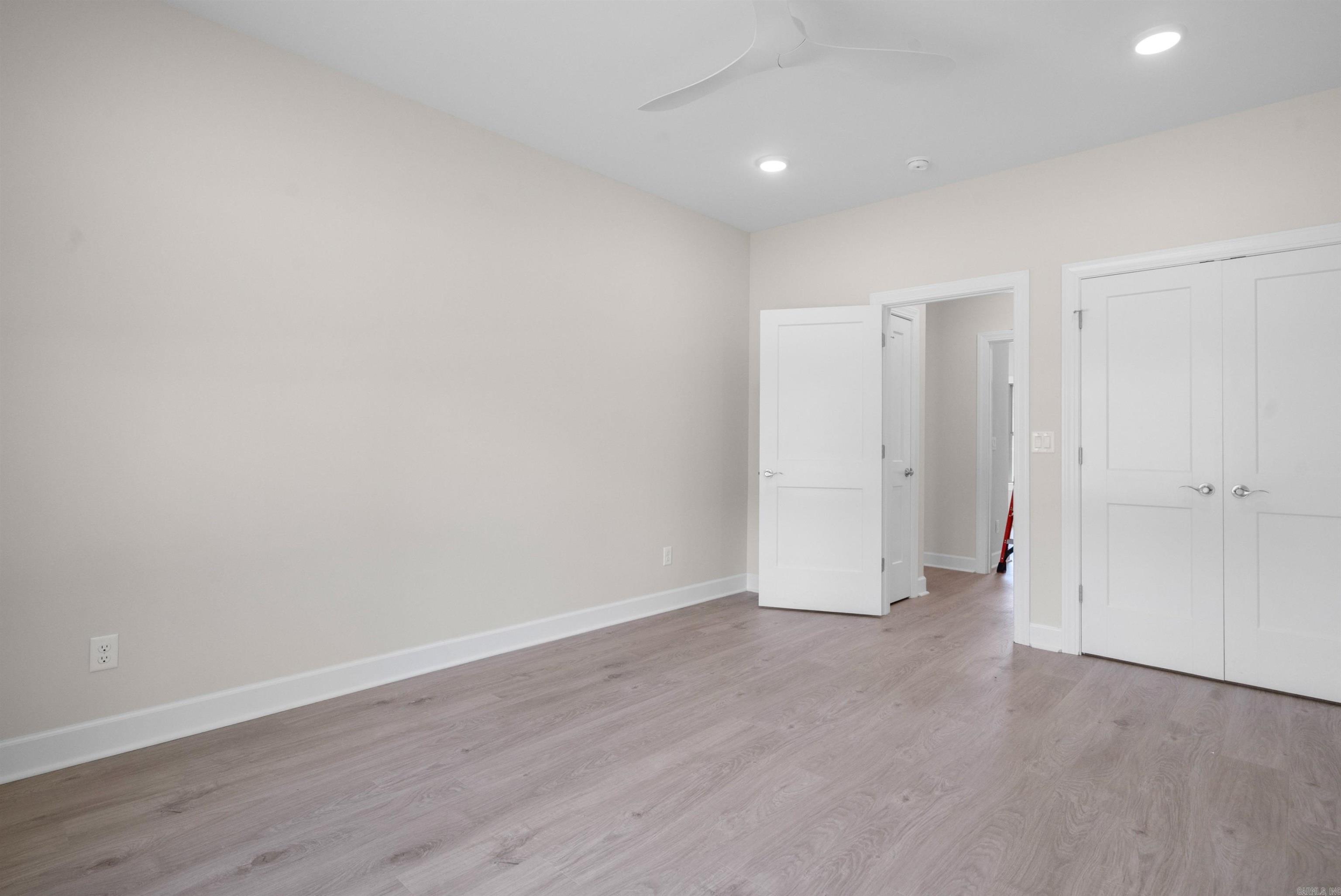 LA CALA ESTATES - Residential