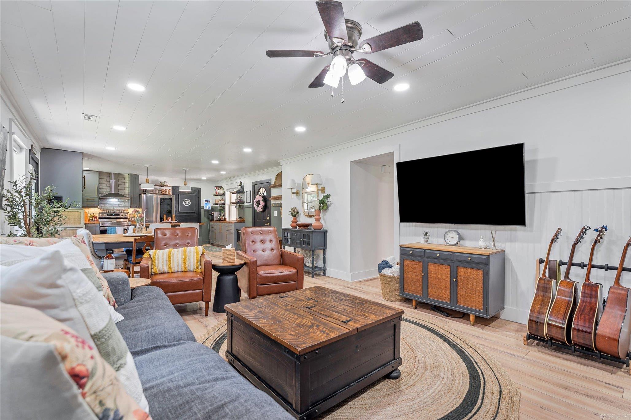 FEW ACRES BEAN ADD - Residential