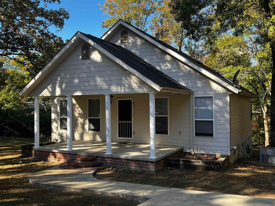well maintained home in a very good location, near Greers Ferry lake and Thunderbird Golf Course, large covered front porch, tree shaded wrap around deck to relax and grill on, vaulted ceiling living room, open kitchen with pantry, oversize master bedroom with walkin closet,  home also has 9 x 31 partially finished basement that could be an office or man cave
